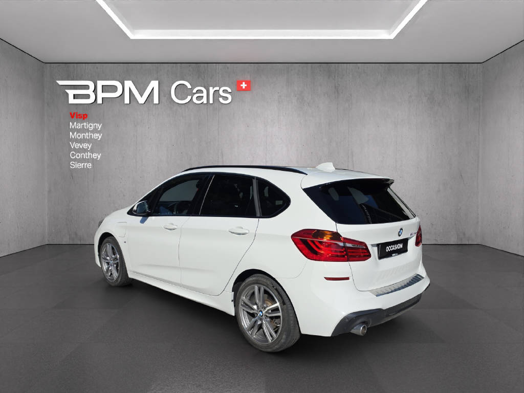 BMW 225xe Active Tourer-showroom-element-1