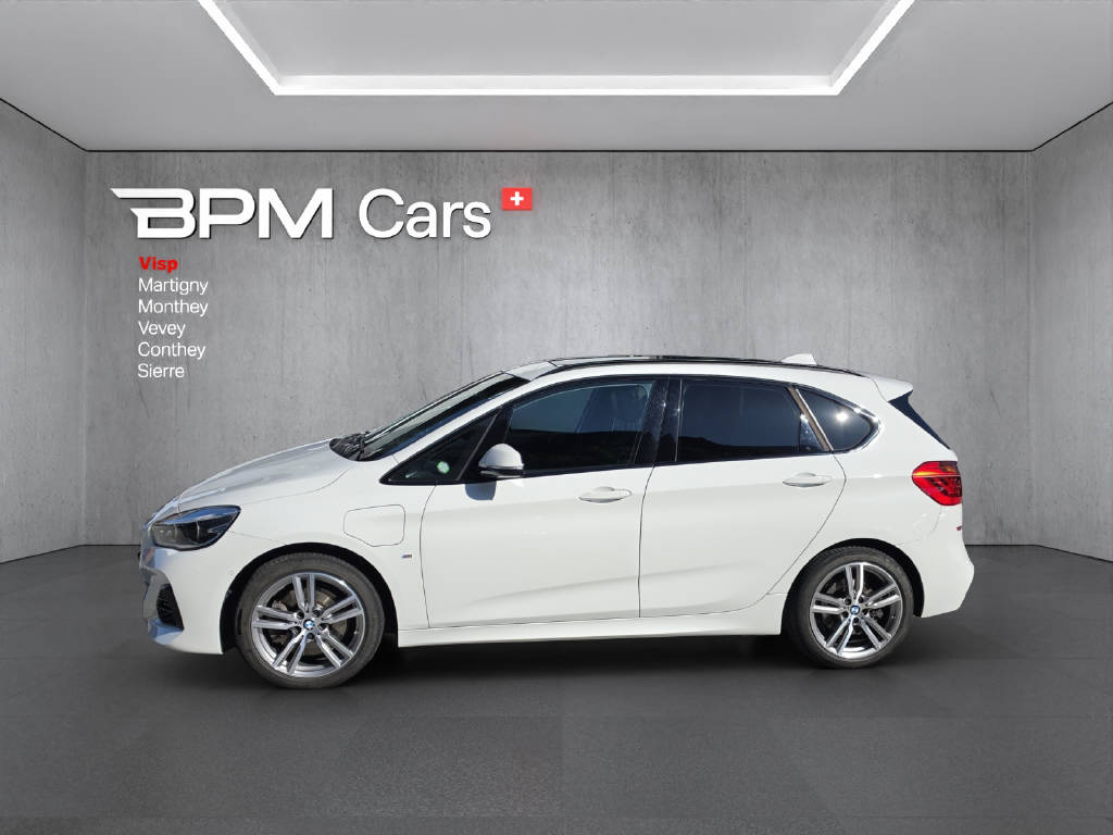 BMW 225xe Active Tourer-image-17