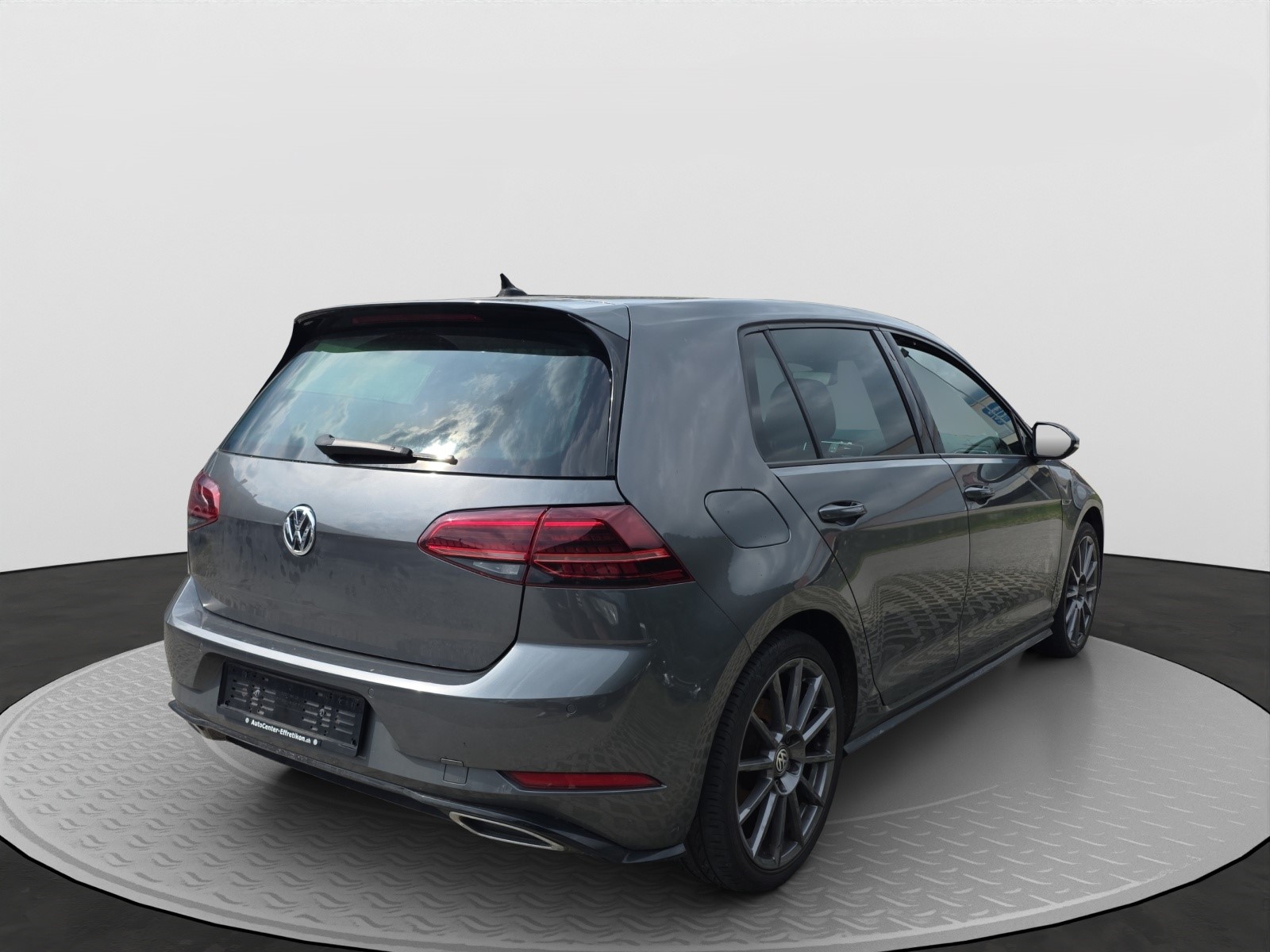 VW Golf 1.5 TSI EVO Highline DSG-image-3