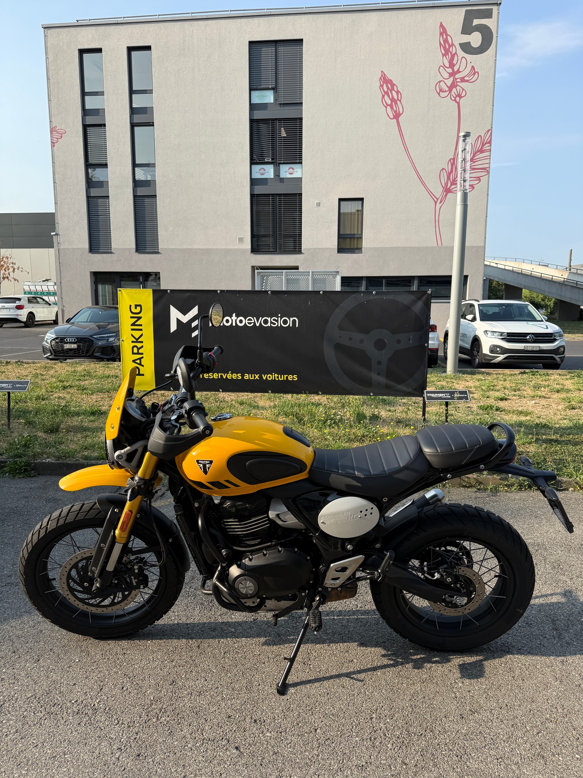 TRIUMPH Scrambler 400 XC-showroom-element-1