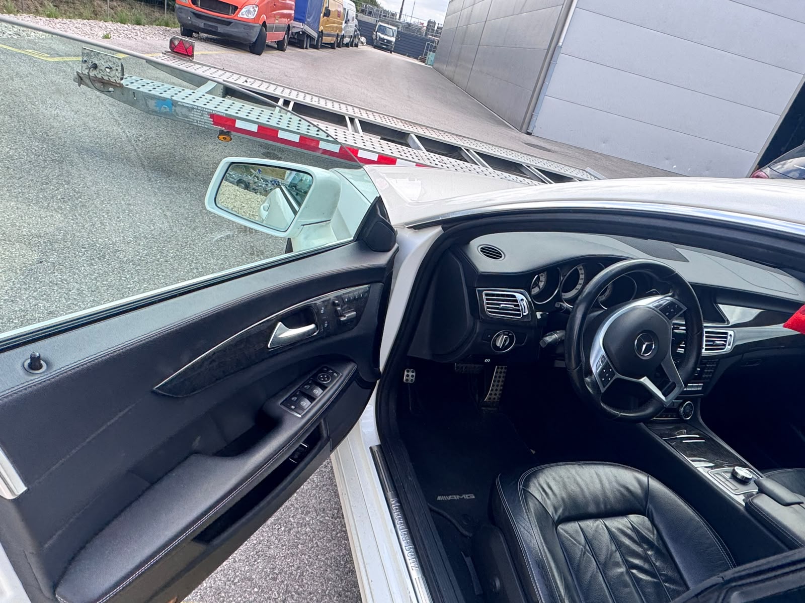 MERCEDES-BENZ CLS 350 CDI 4Matic 7G-Tronic-image-15