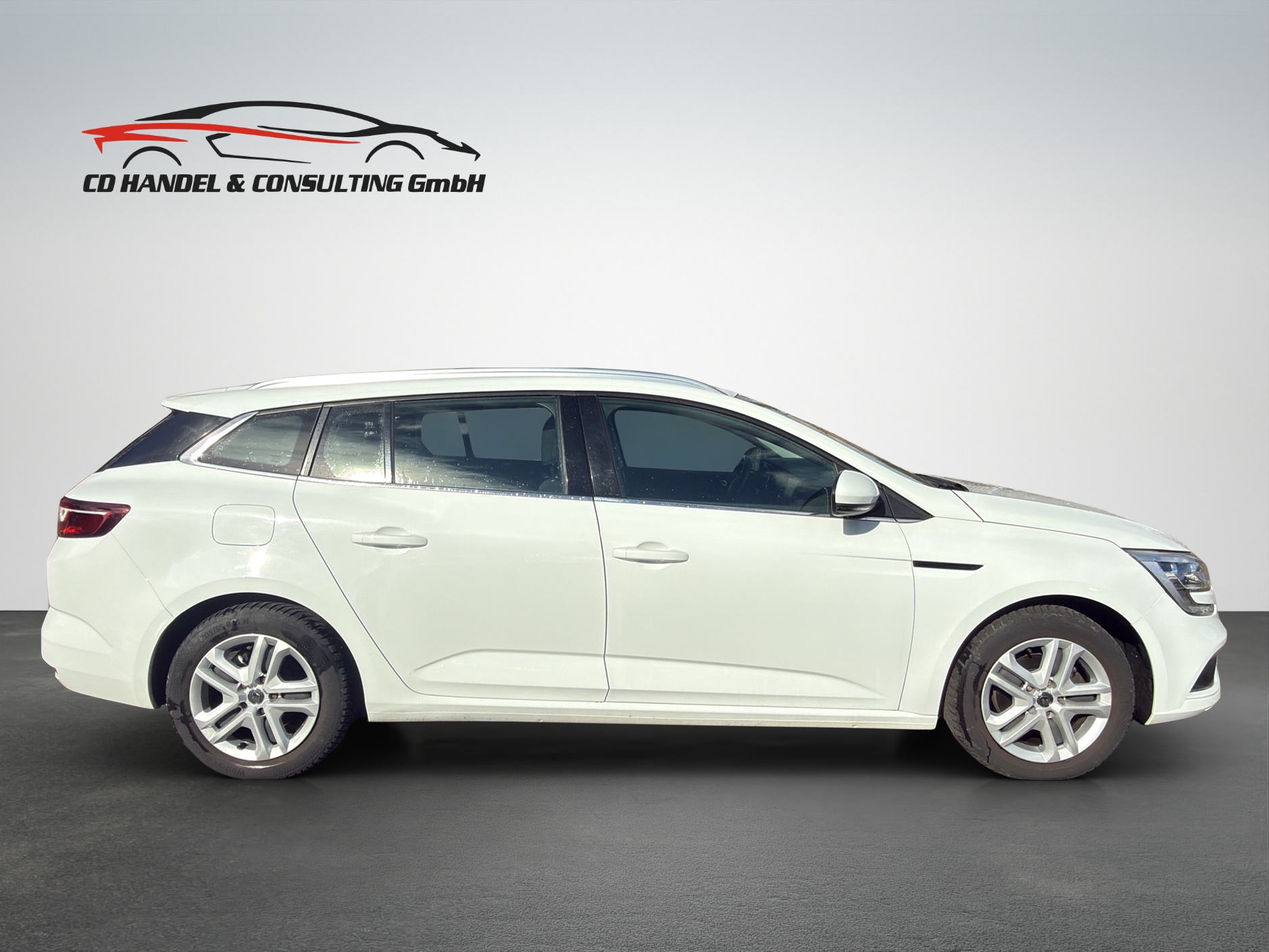 RENAULT Mégane Grandtour 1.5 dCi Business EDC-image-6