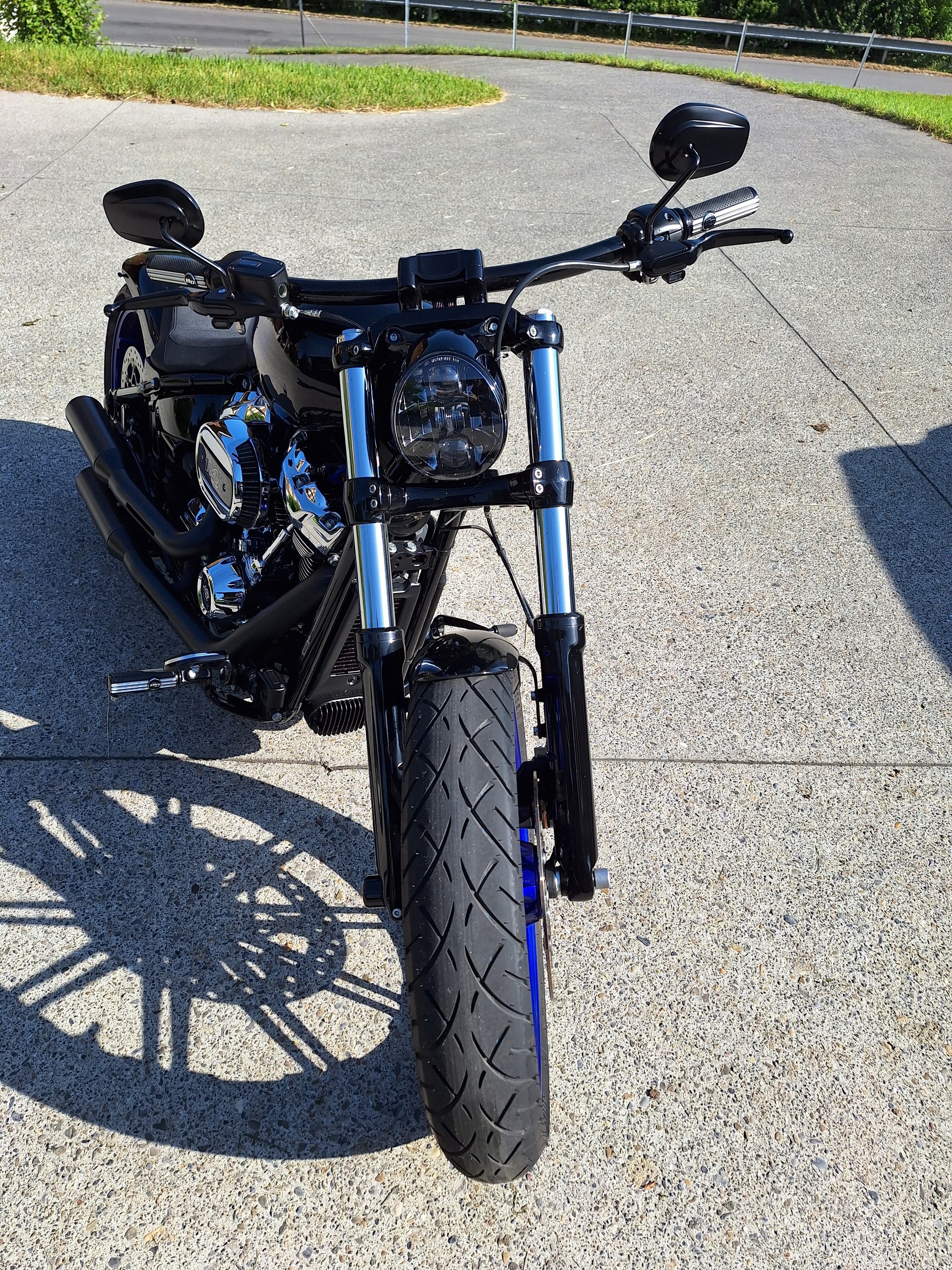 HARLEY-DAVIDSON FXBRS Breakout 114 ABS-image-3