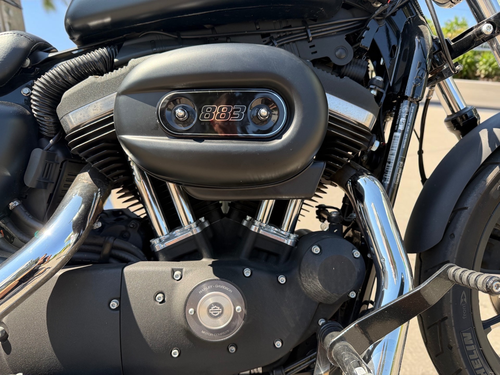HARLEY-DAVIDSON XL 883 N Sportster Iron ABS-image-2
