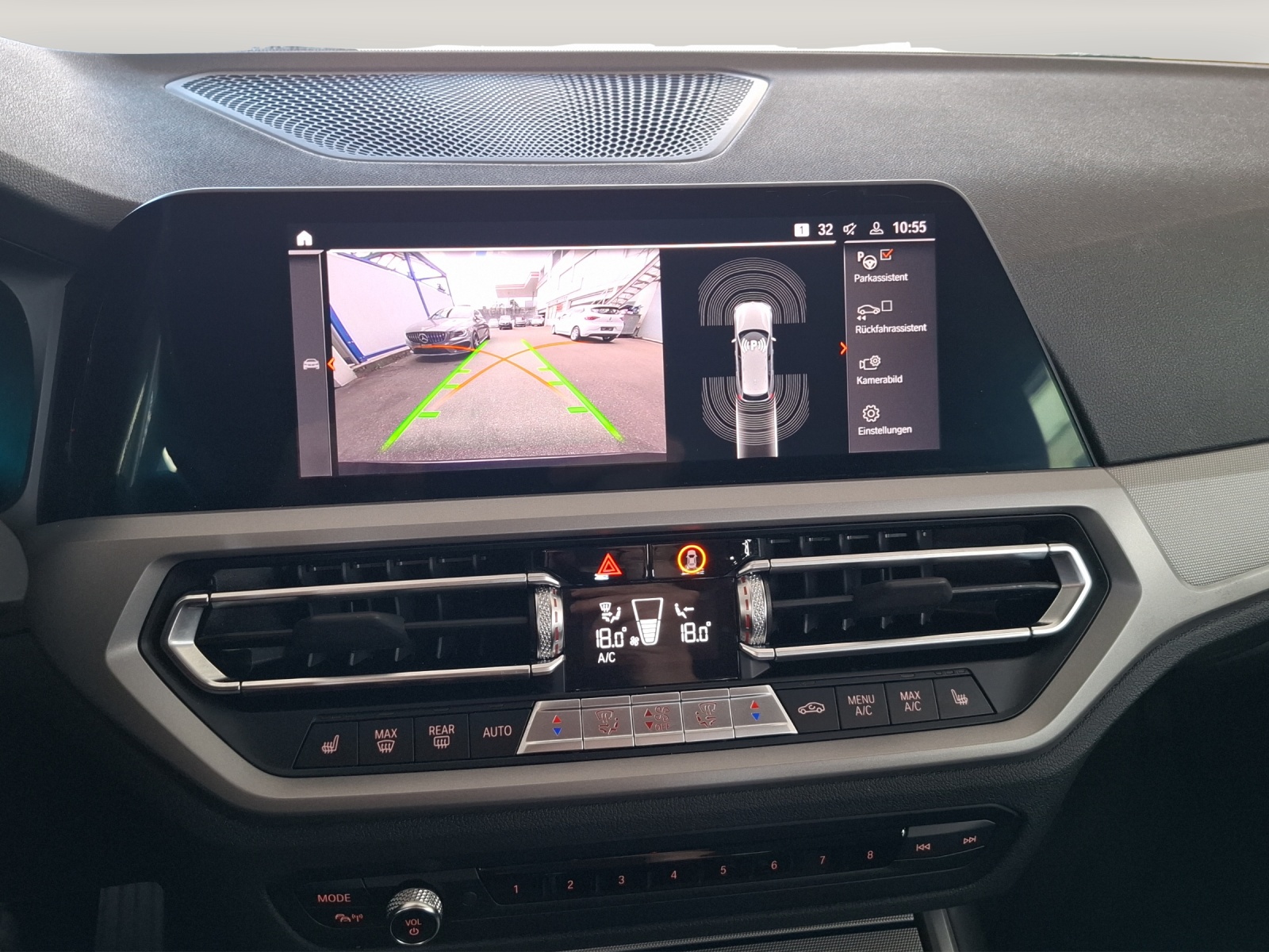 BMW 320d xDrive 48V Touring Steptronic // 1.Hand-image-14