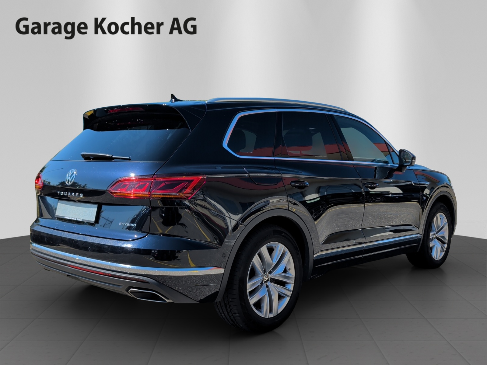 VW Touareg 3.0 TSI eHybrid Elegance Tiptronic-image-5
