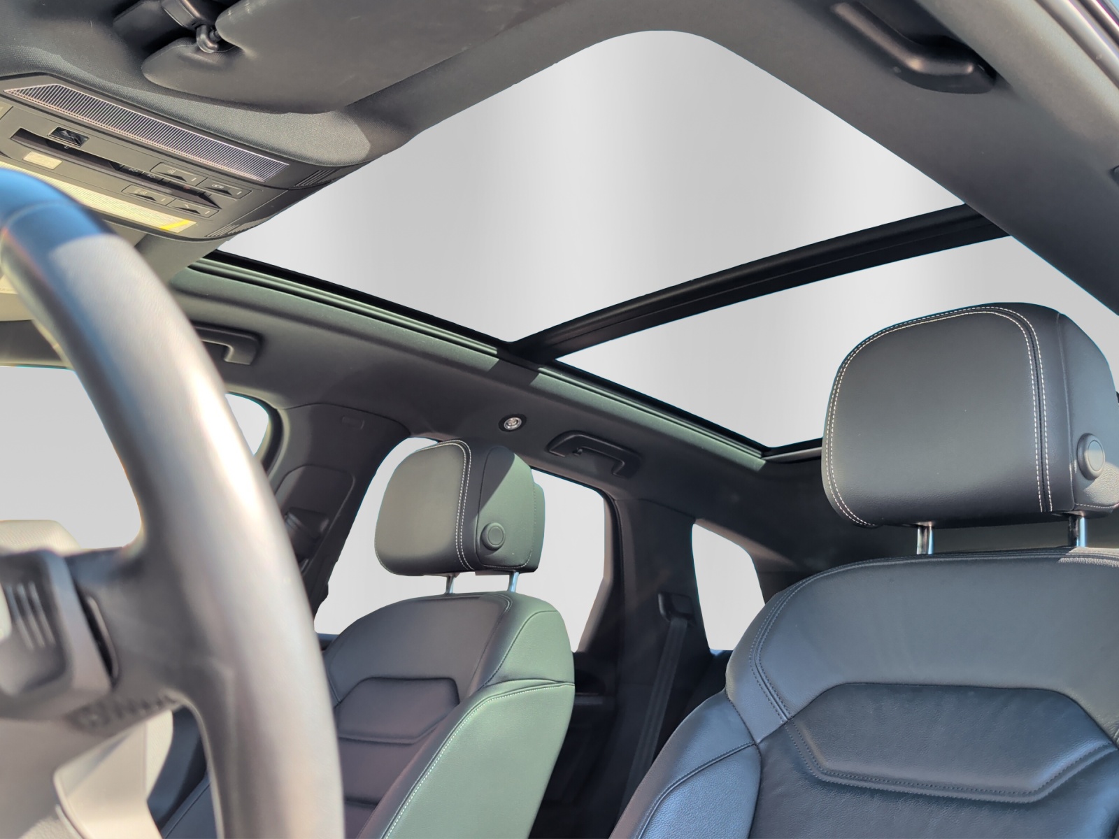 VW Touareg 3.0 TSI eHybrid Elegance Tiptronic-image-12