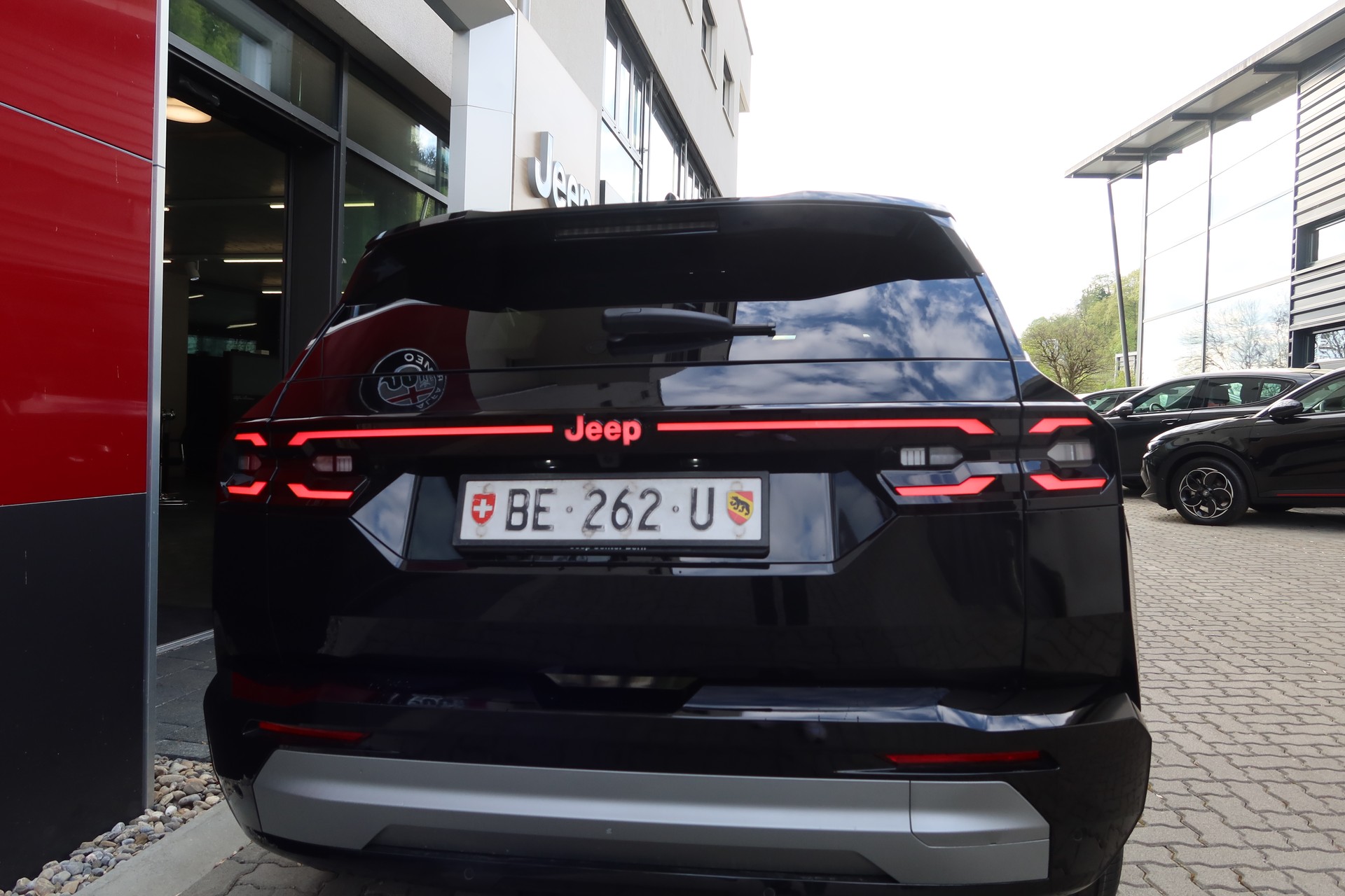 JEEP Compass 1.2 T e-Hybrid Fi-image-6