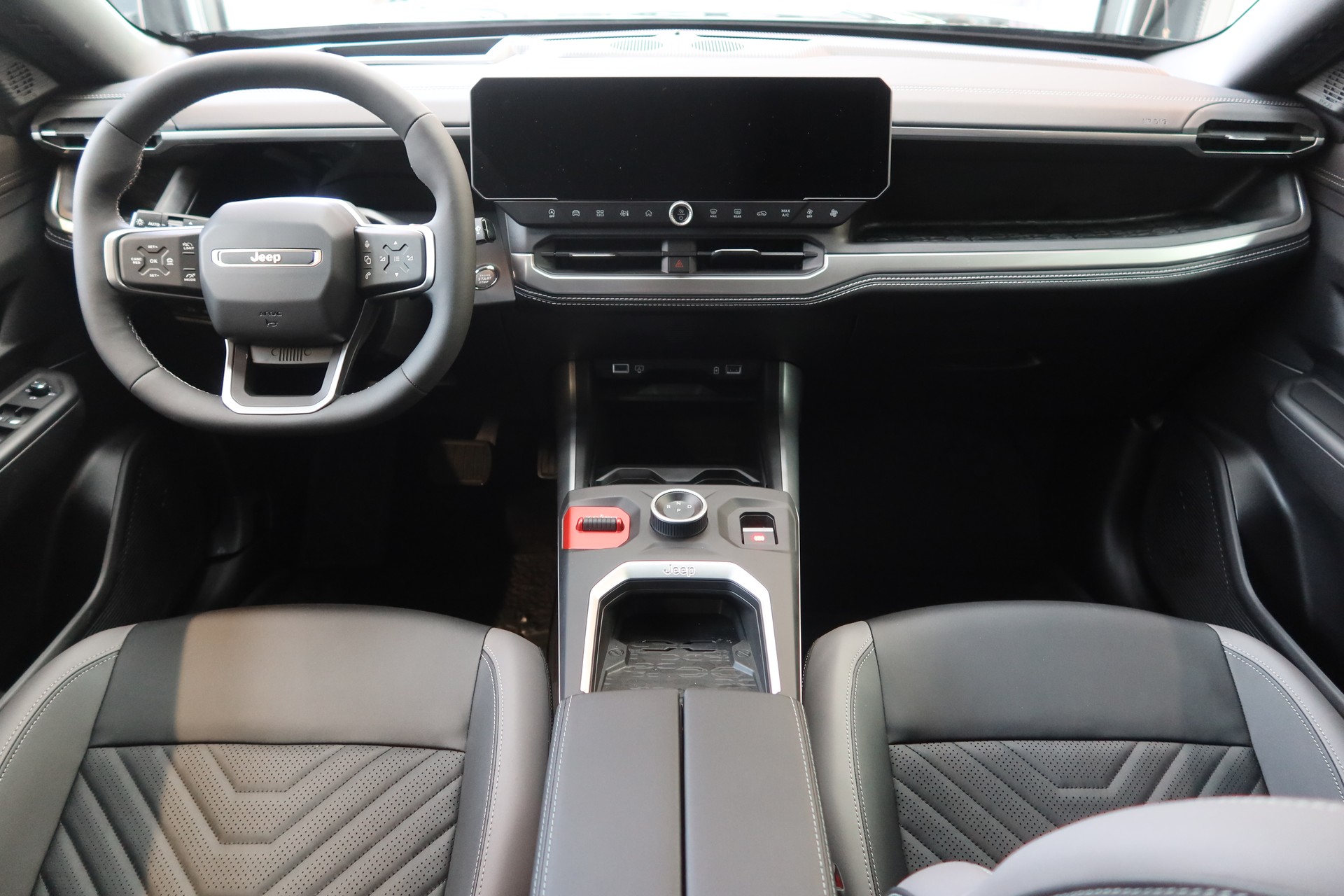 JEEP Compass 1.2 T e-Hybrid Fi-image-9