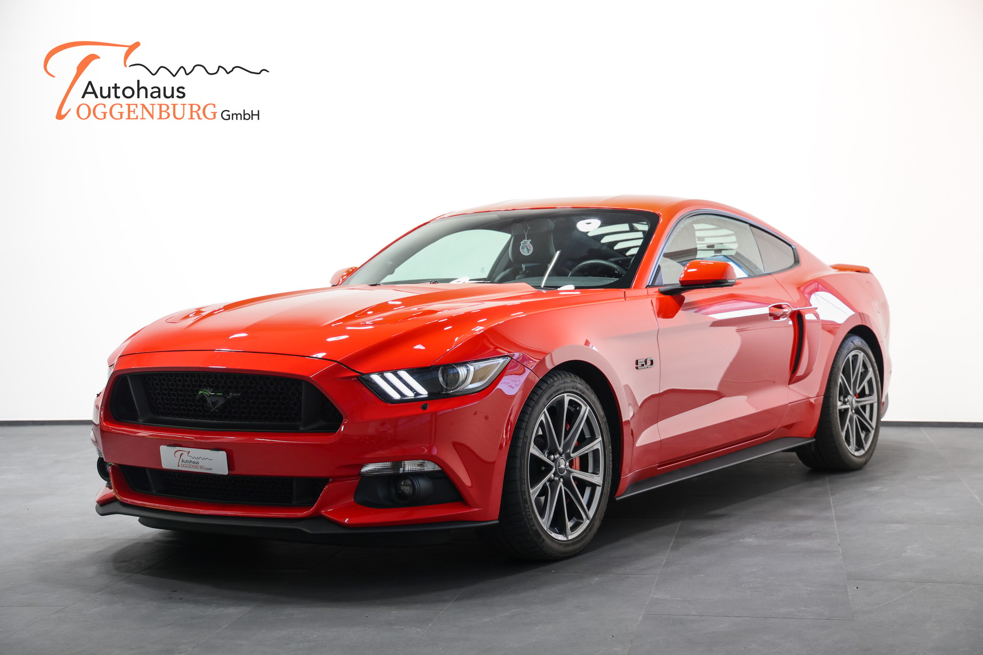 FORD Mustang Fastback 5.0 V8 GT Automat-showroom-element-1