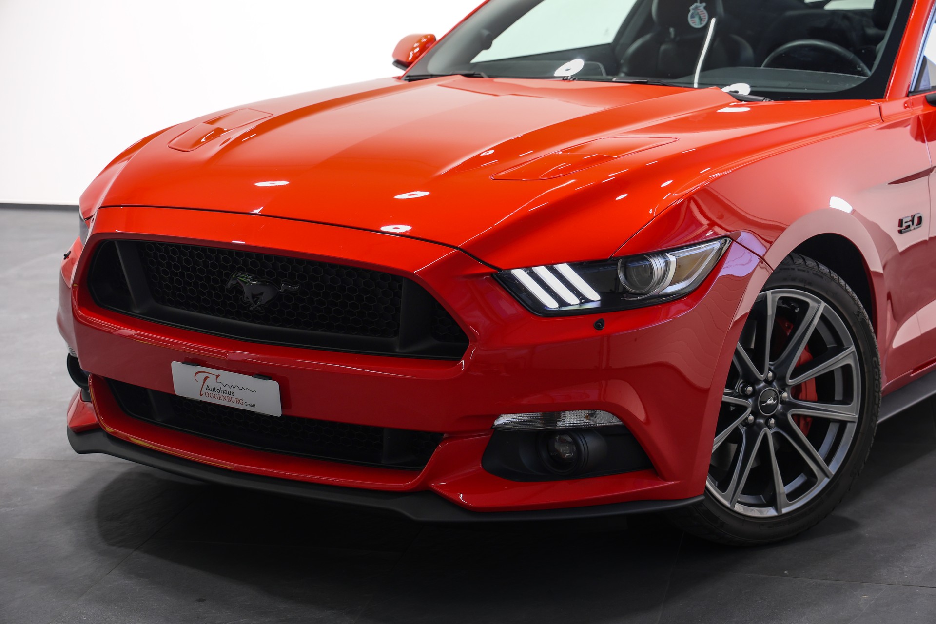 FORD Mustang Fastback 5.0 V8 GT Automat-image-7