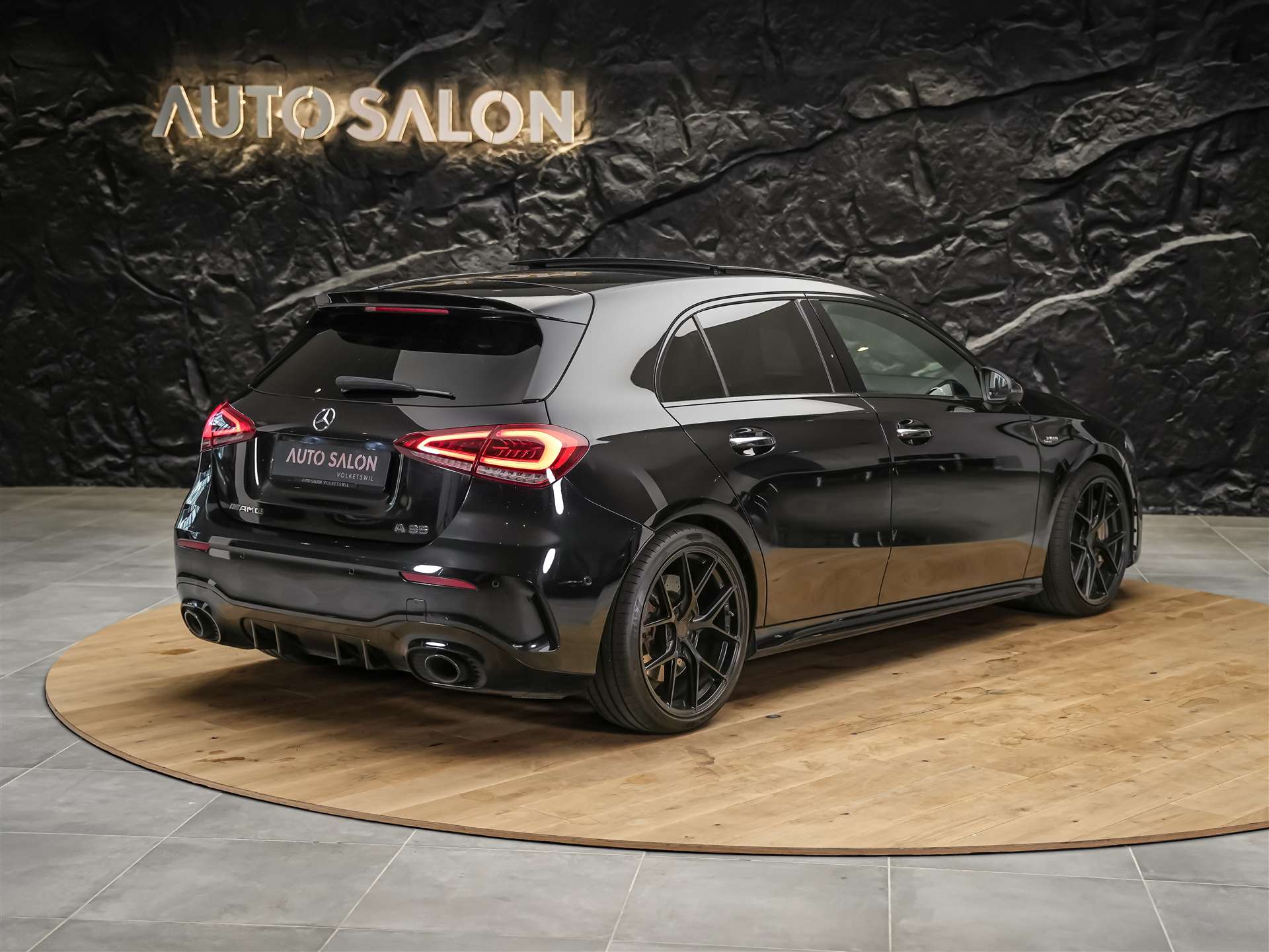 MERCEDES-BENZ A 35 AMG 4Matic Speedshift *CH Auto*Panorama*Burmester*El. Sitze mit Memory*-image-5