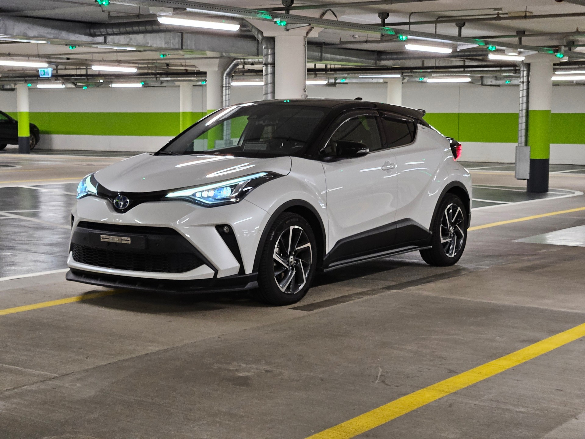 TOYOTA 2.0 VVTi HSD Move