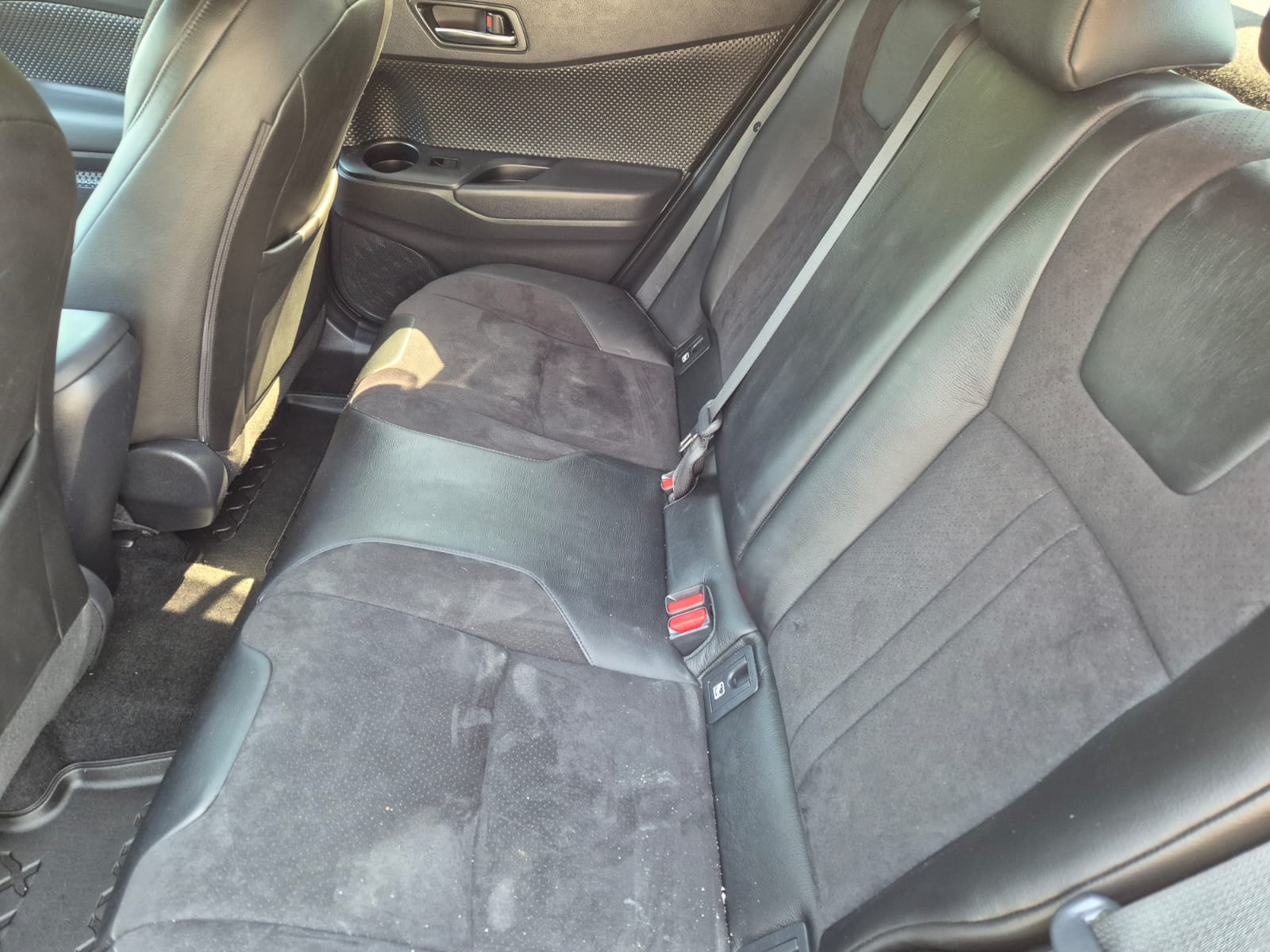 TOYOTA 2.0 VVTi HSD Move-image-14