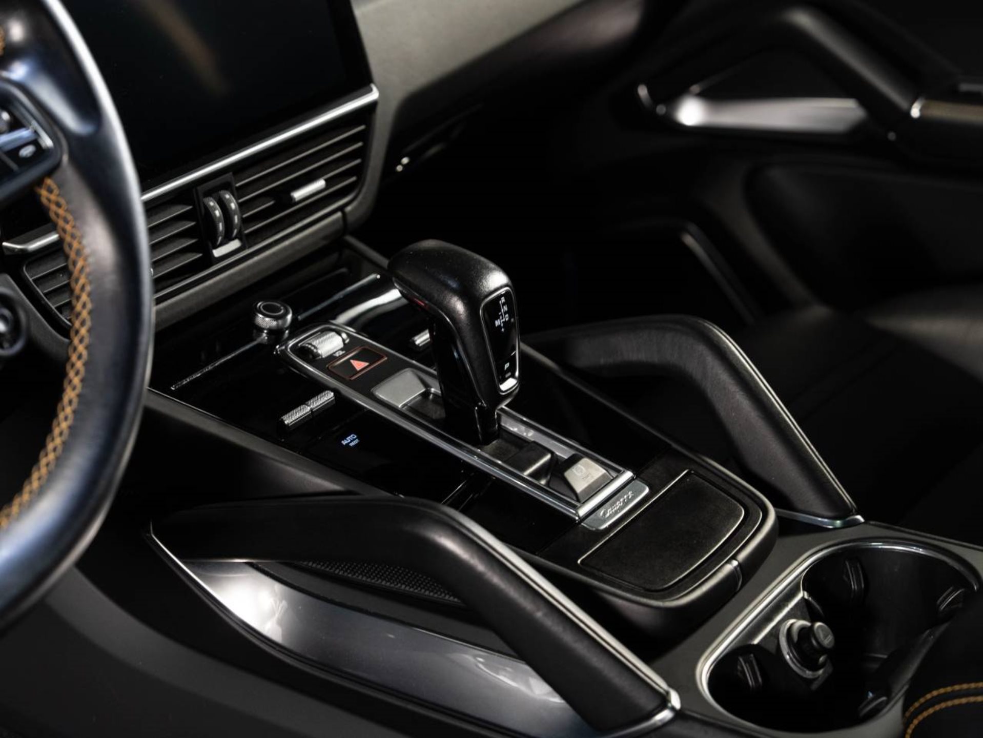 PORSCHE Cayenne Turbo S E-Hybrid-image-13