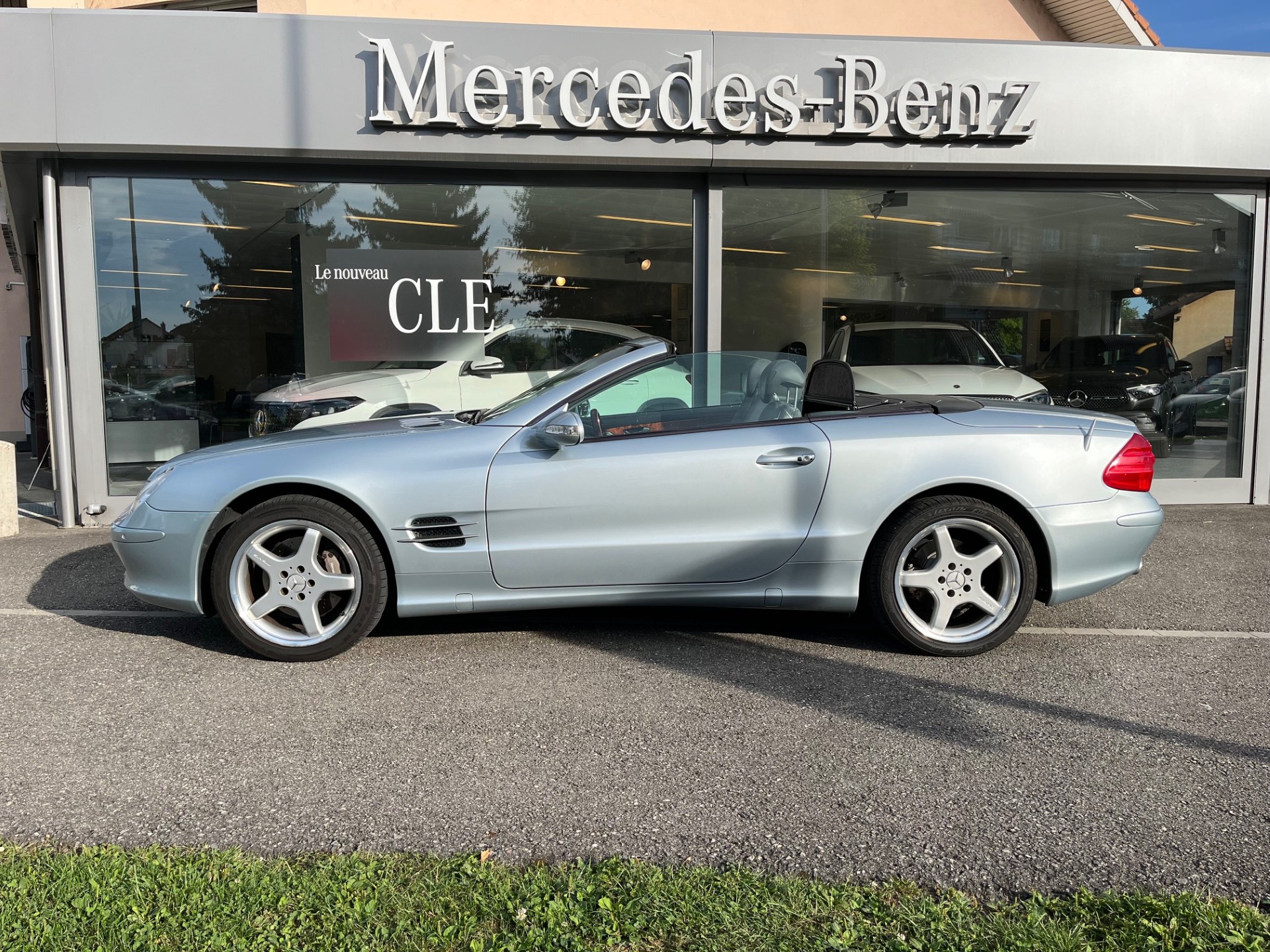 MERCEDES-BENZ SL 500 Automatic-image-12
