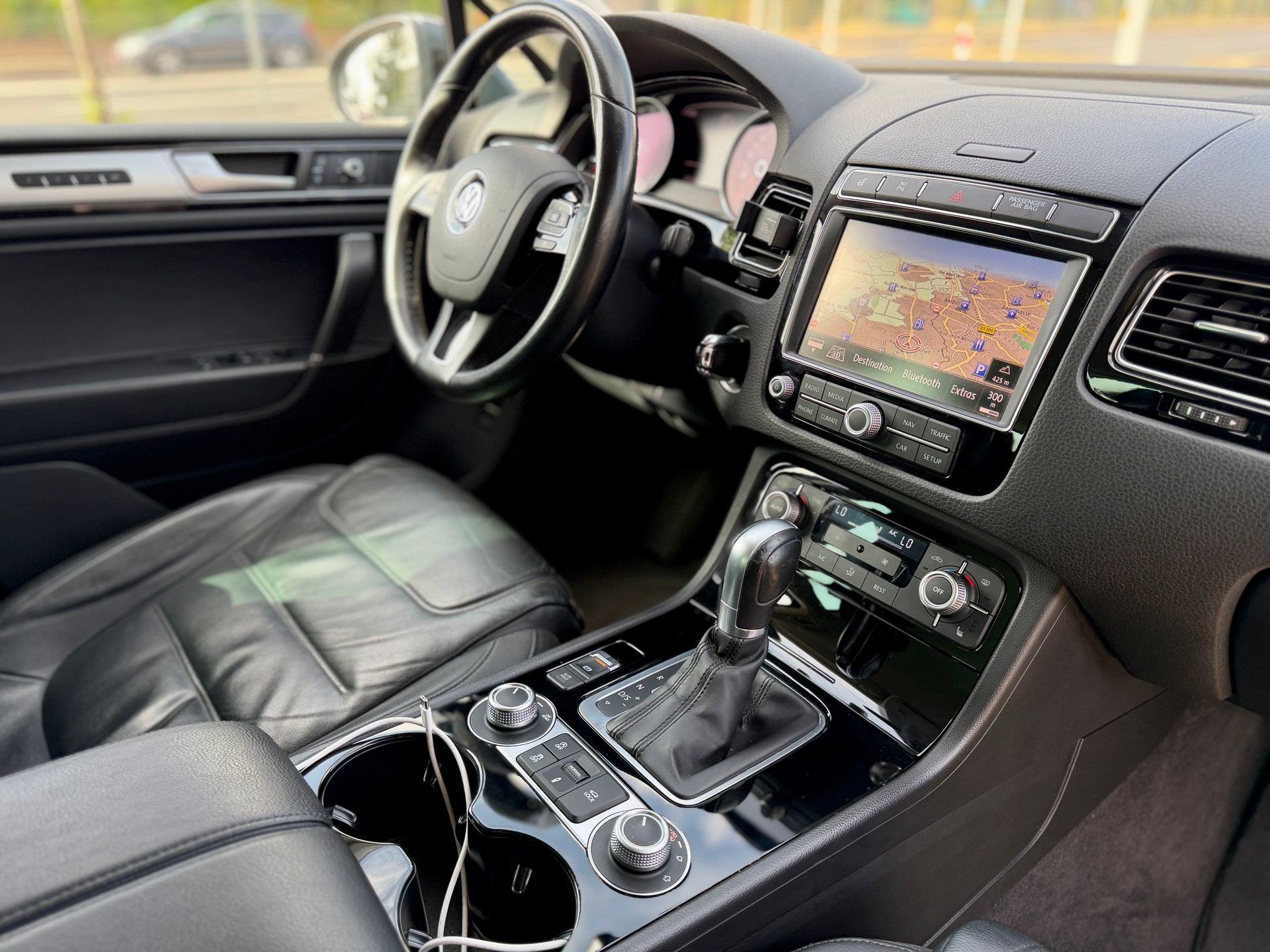 VW Touareg 3.0 TDI BlueMotion Technology Tiptronic-image-11