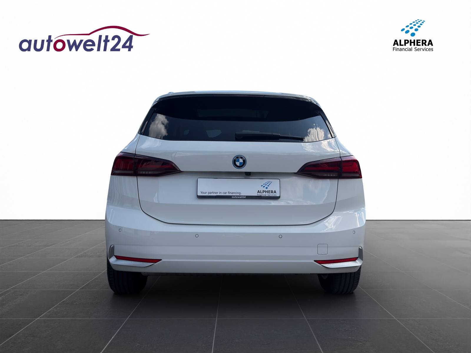 BMW 225e xDrive Active Tourer-image-6