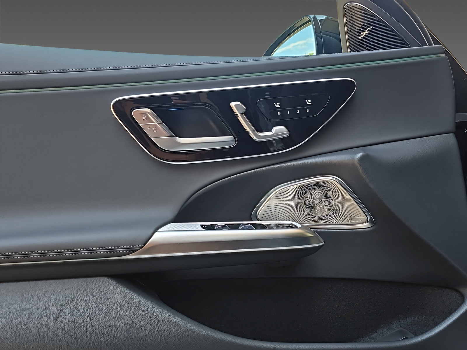 MERCEDES-BENZ E 450 d 4Matic-image-9
