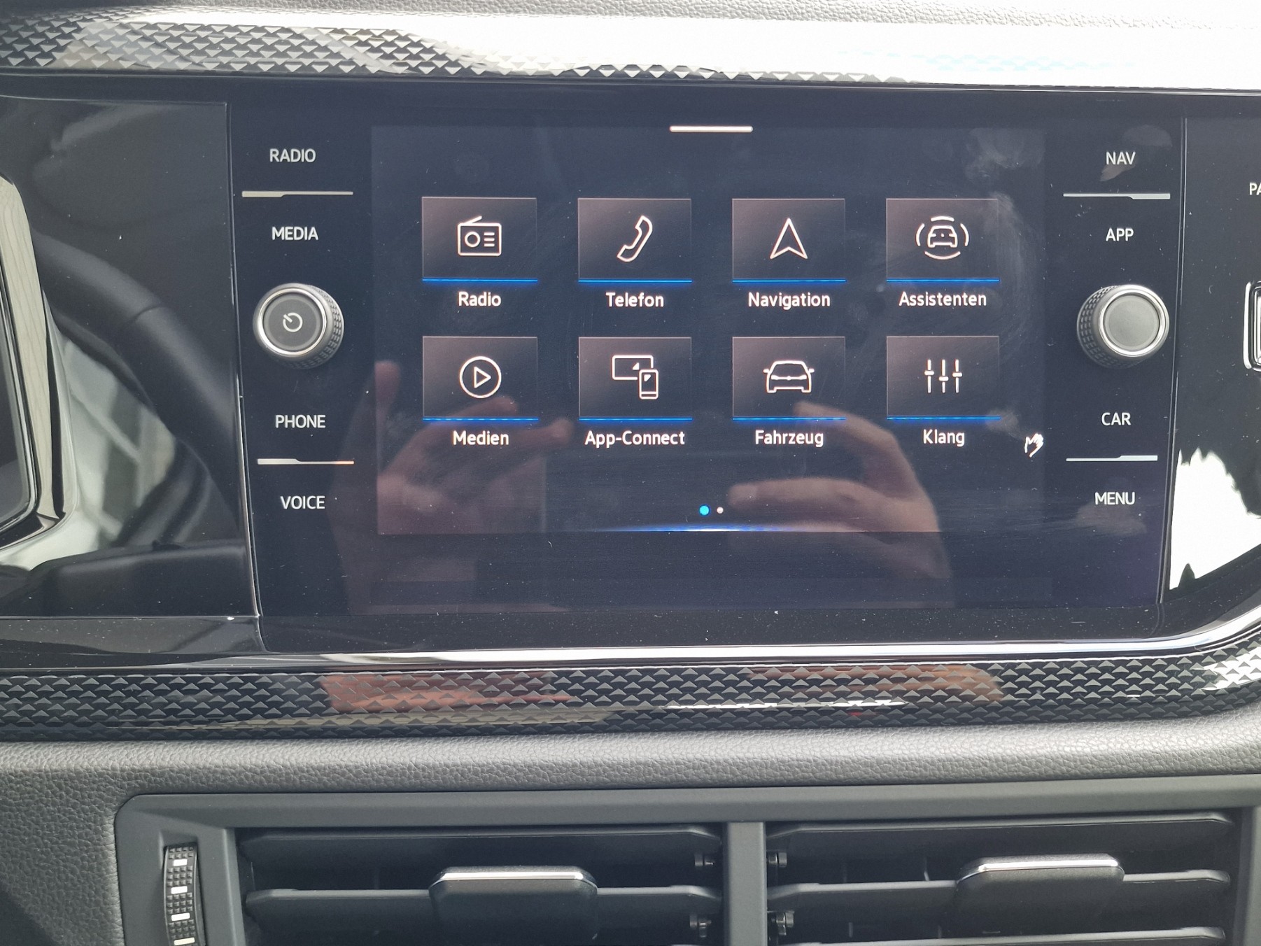 VW Taigo 1.0 TSI Life DSG-image-11