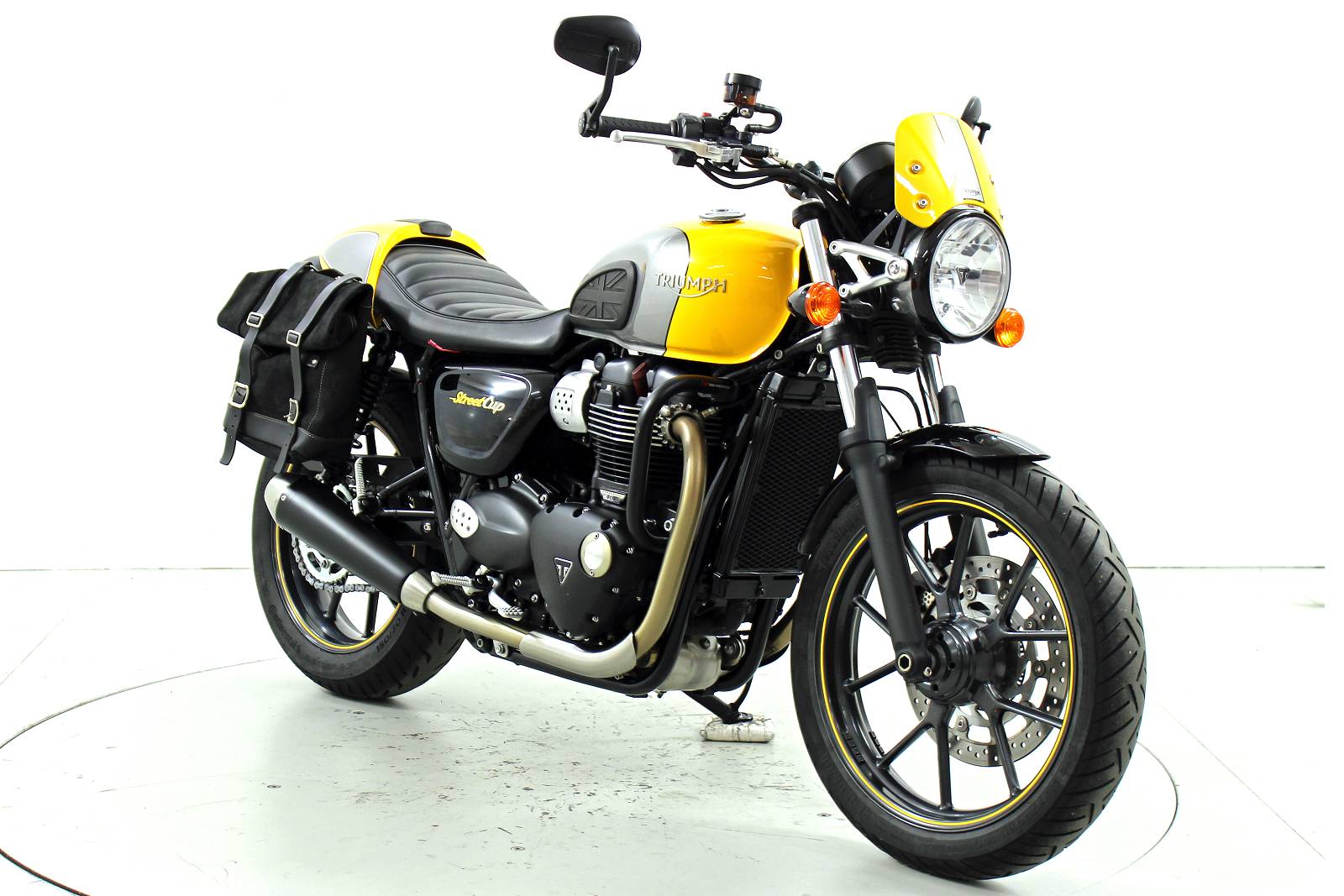 TRIUMPH Street Cup-image-1