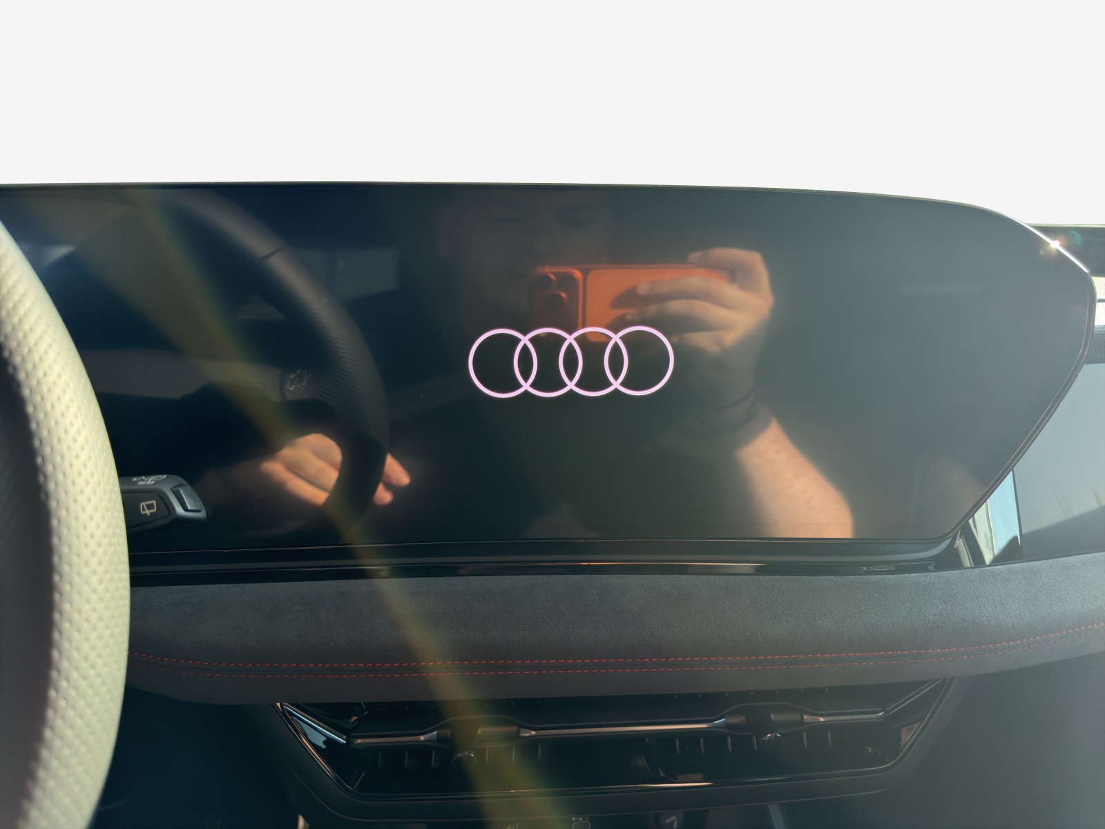 AUDI S6 Avant e-tron quattro-image-10