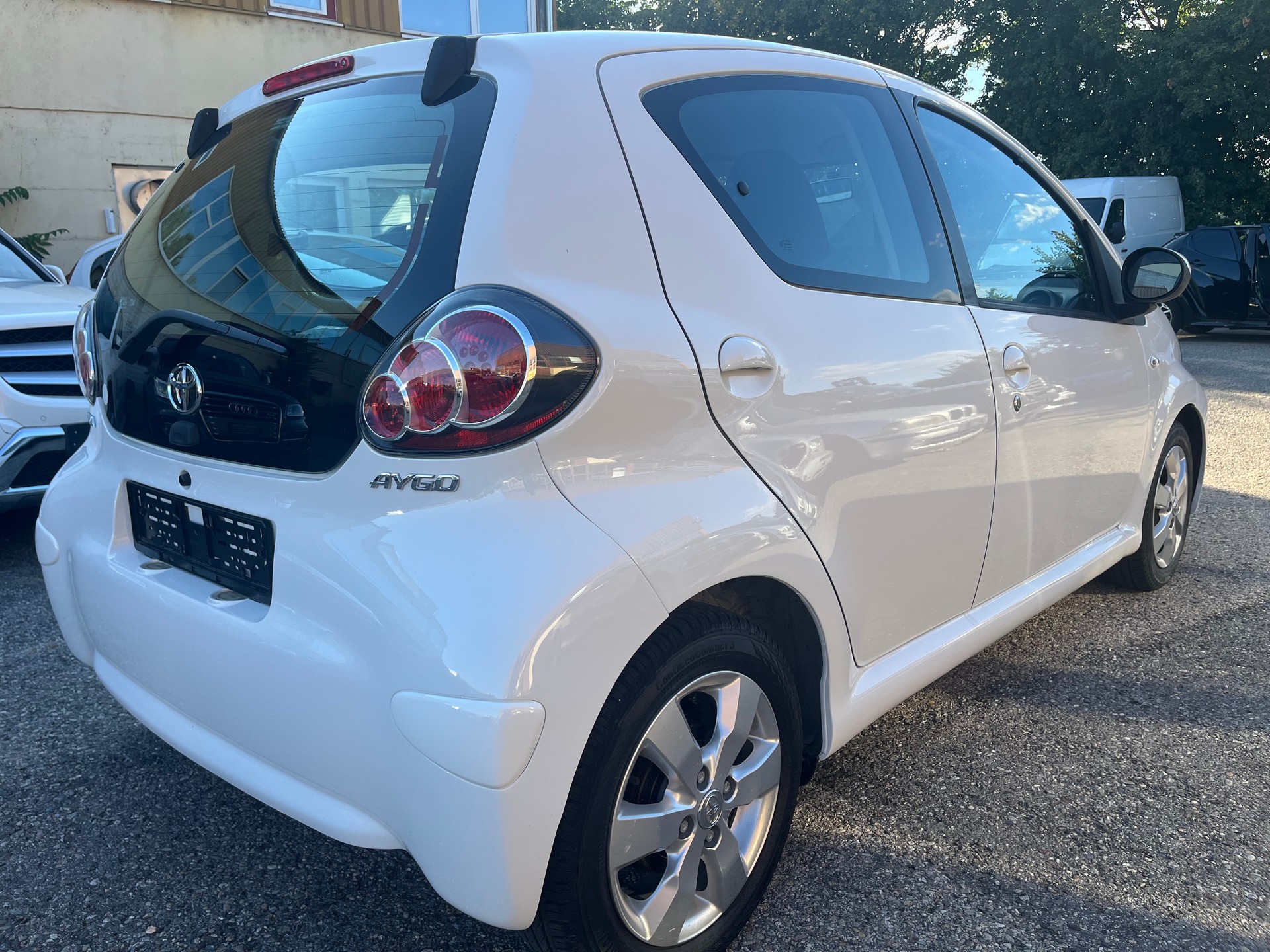 TOYOTA Aygo 1.0 VVT-i Luna Multimode-image-4