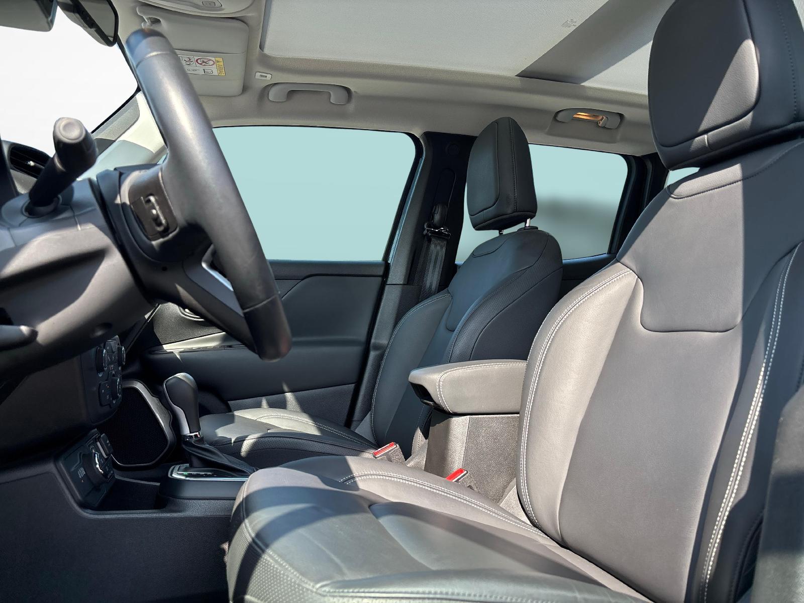 JEEP Renegade 1.3 Summit 4xe-showroom-element-1