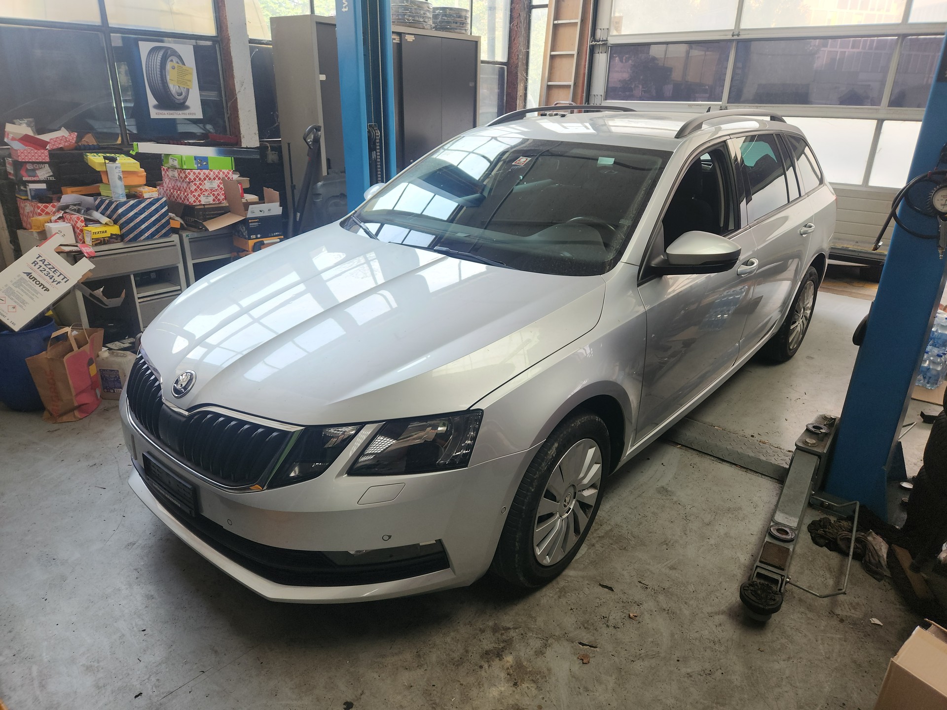 SKODA Octavia Combi 2.0 TDI Ambition 4x4 DSG