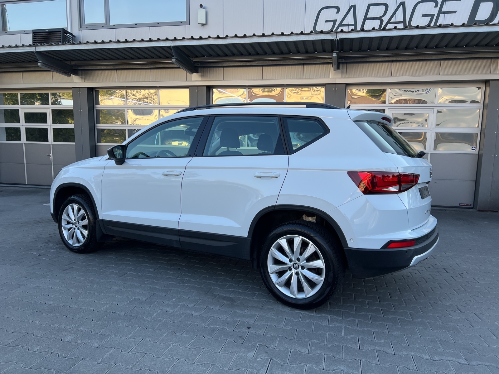 SEAT Ateca 1.6 TDI CR Style DSG-showroom-element-2