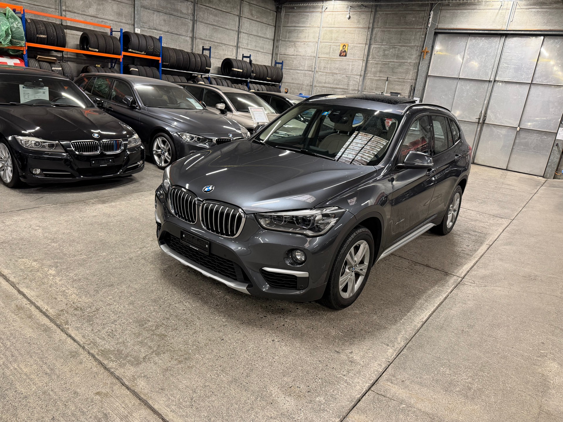BMW X1 xDrive 25i xLine Steptronic-image-5