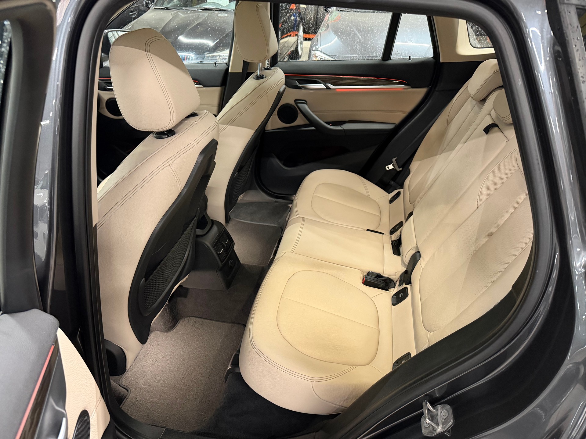BMW X1 xDrive 25i xLine Steptronic-image-15