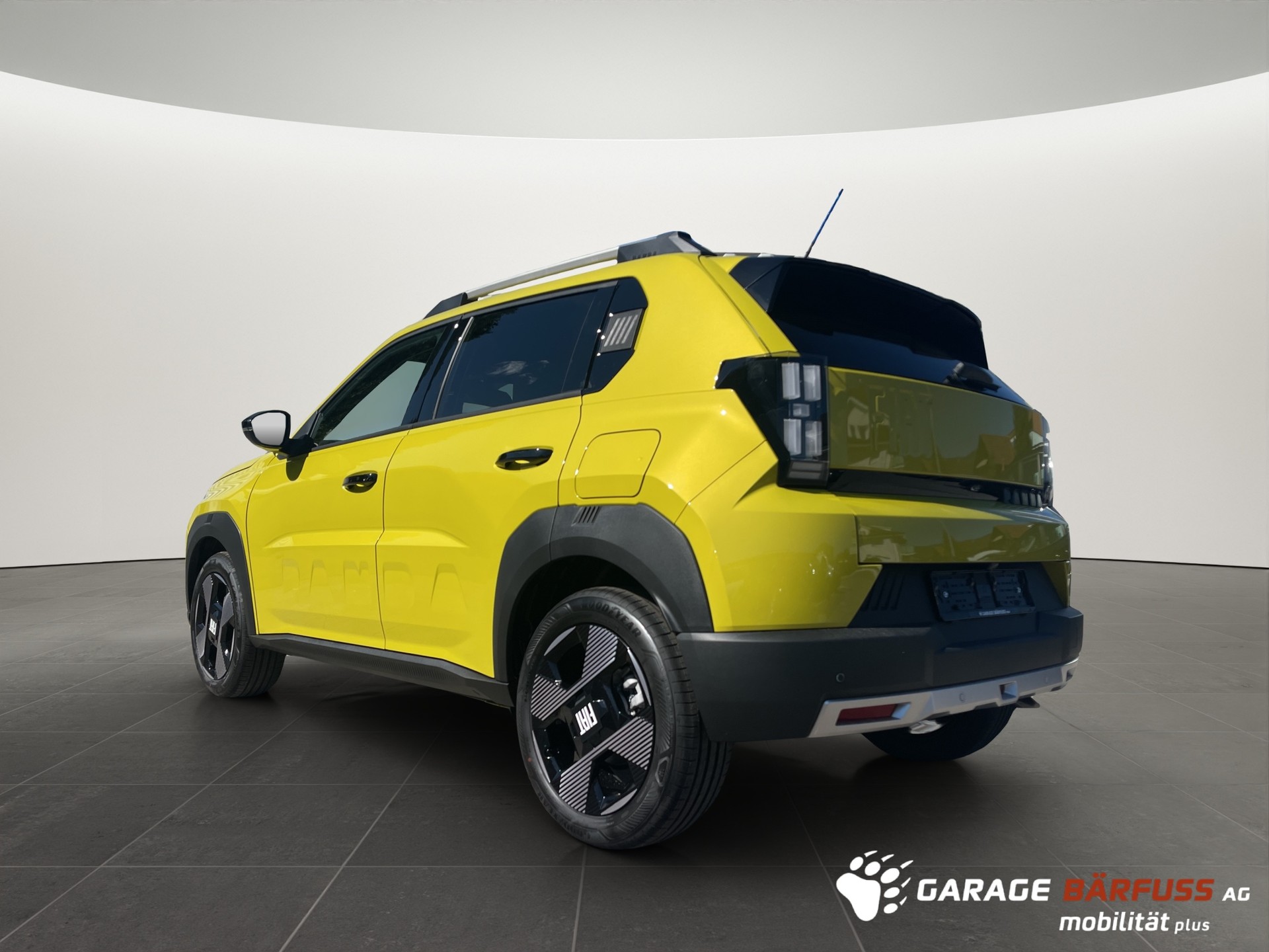 FIAT Grande Panda 1.2 Hybrid La Prima-showroom-element-2