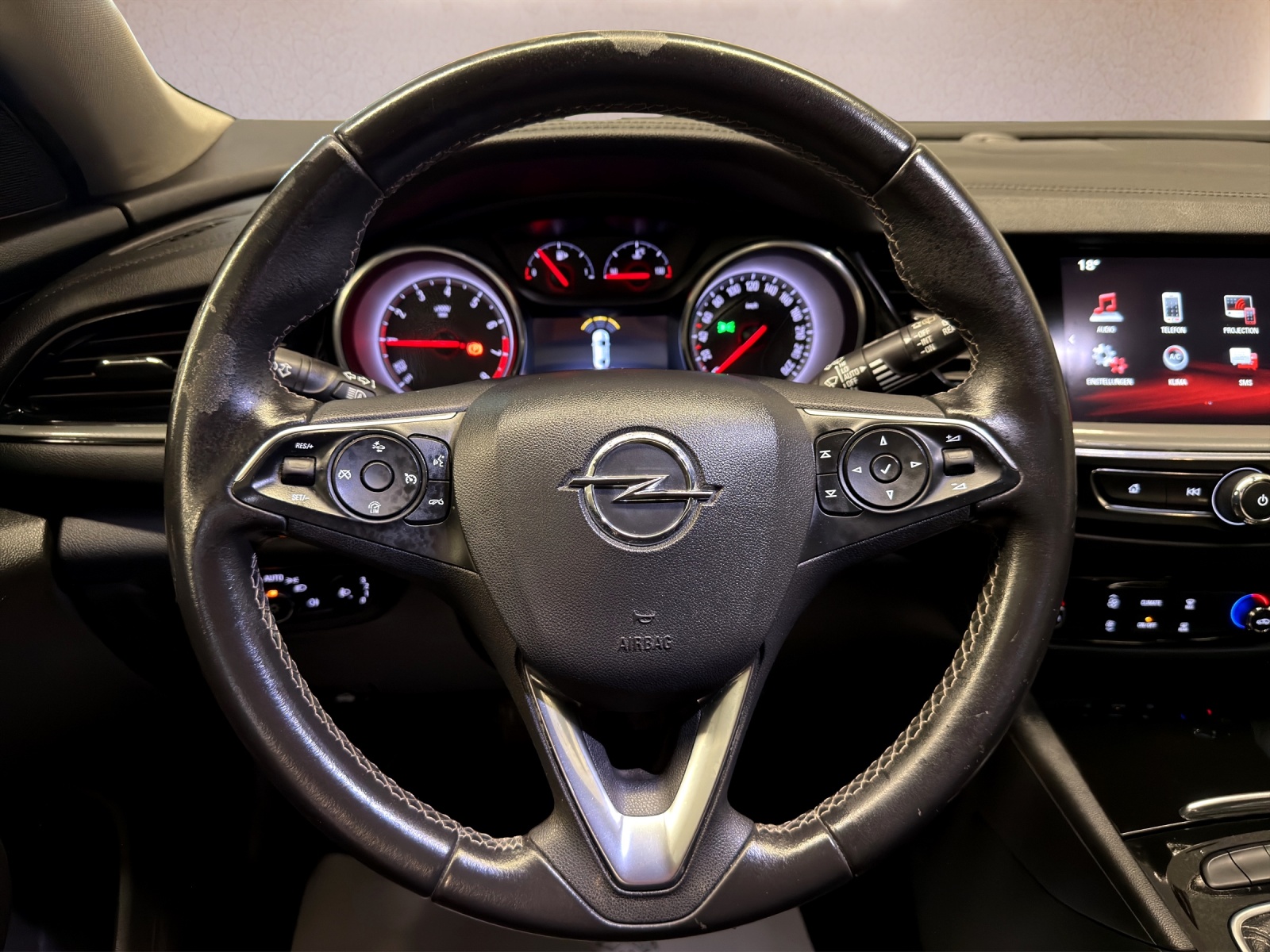OPEL Insignia 1.5 T Sports Tourer Exclusive-image-7