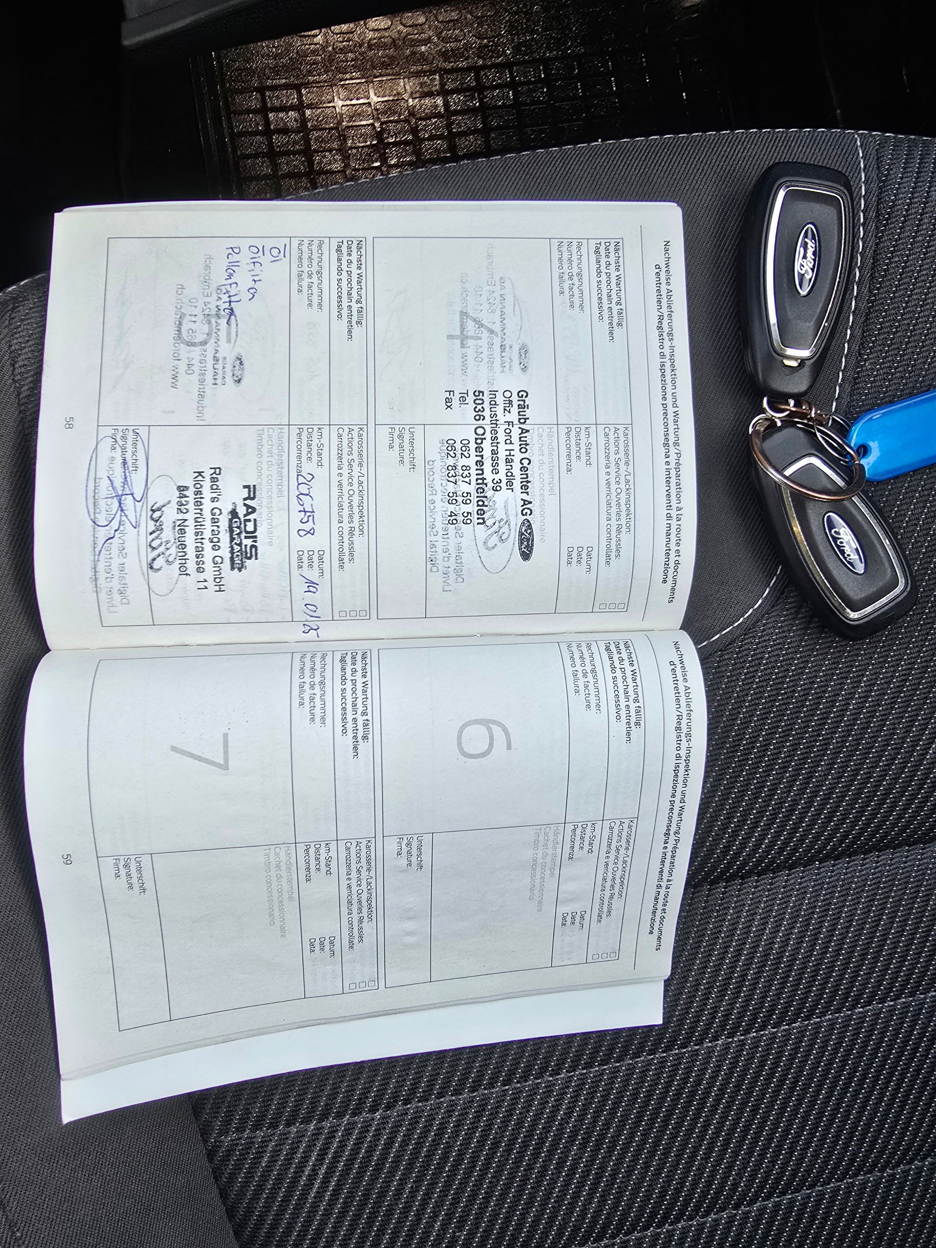 FORD Kuga 2.0 TDCi Carving 4WD PowerShift-image-24