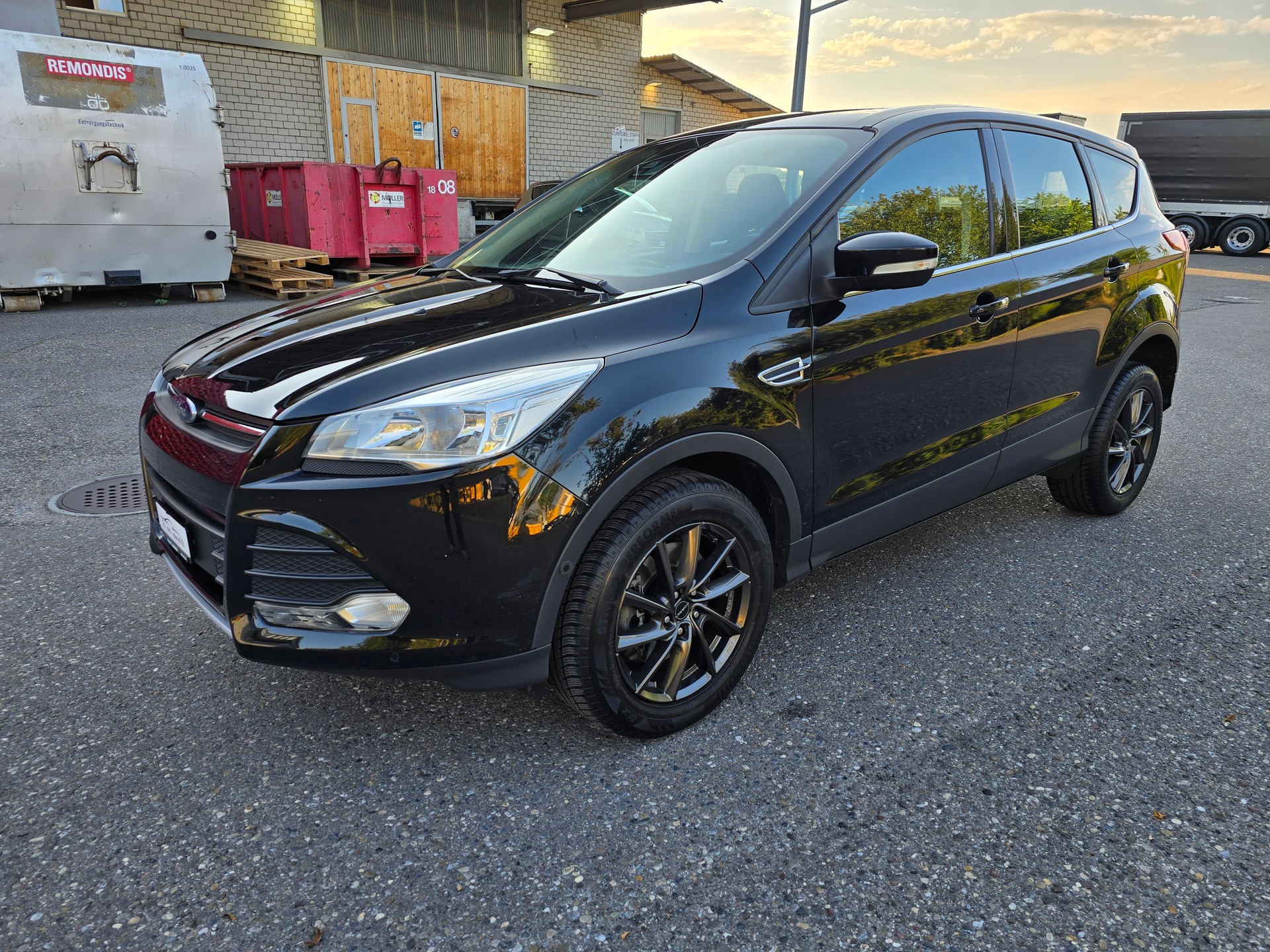 FORD Kuga 2.0 TDCi Carving 4WD PowerShift-showroom-element-2