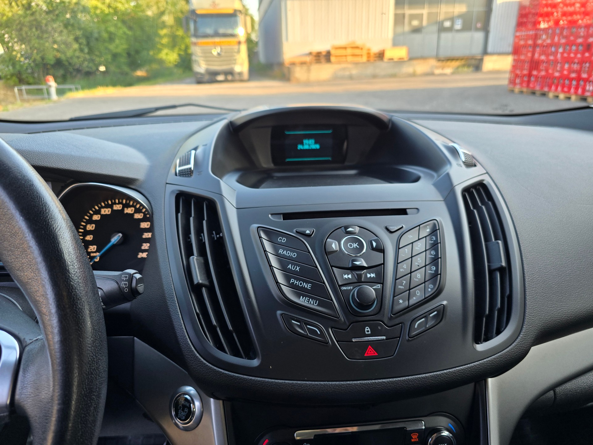 FORD Kuga 2.0 TDCi Carving 4WD PowerShift-image-22