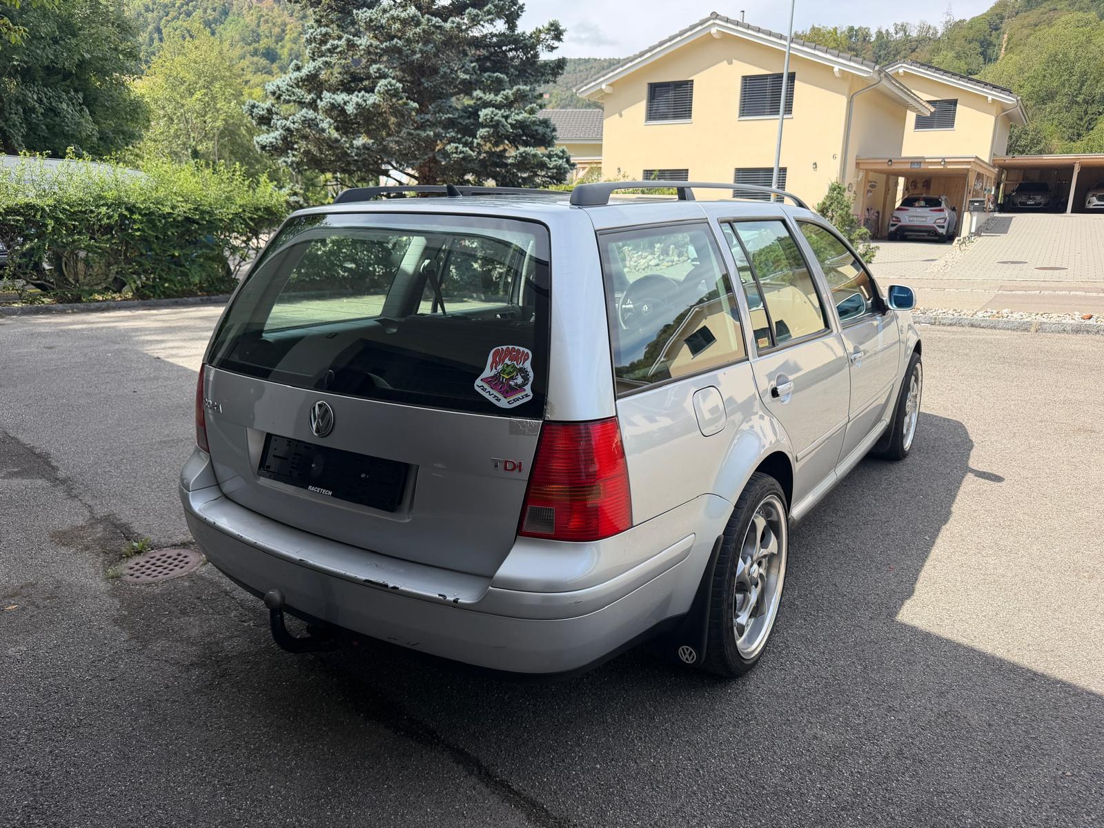 VW Bora Variant 1.9 TDI PD Highline-image-5