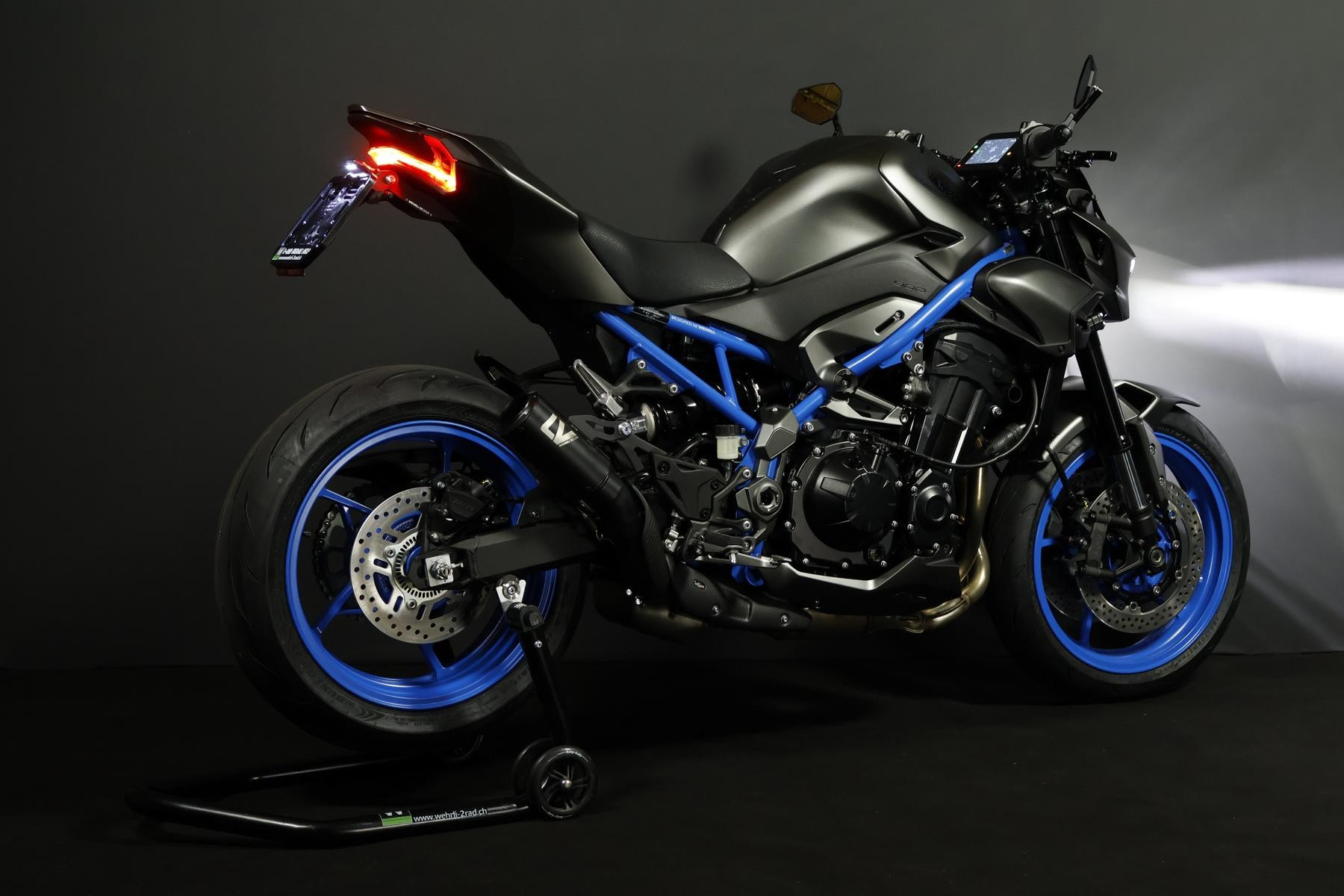 KAWASAKI KAWASAKI Z 900 (91/70/35 KW) *Blue Lagoon* Level 3-image-13