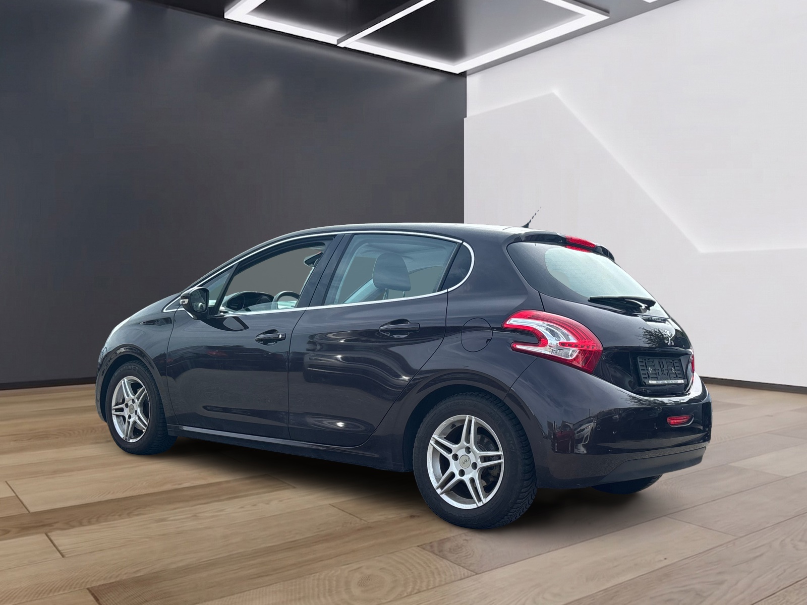 PEUGEOT 208 1.6 VTI Intuitive-image-5