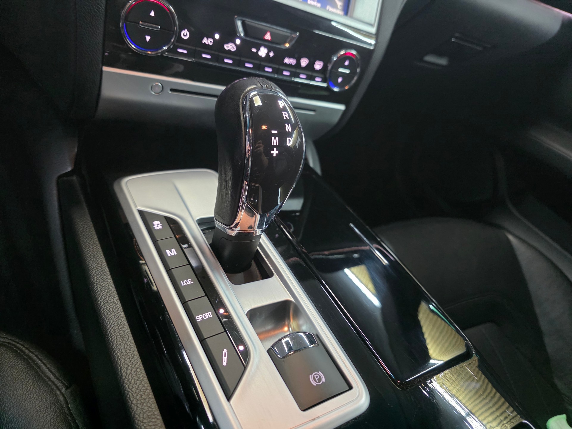 MASERATI Quattroporte 3.0 V6 S Q4 Automatica-image-14