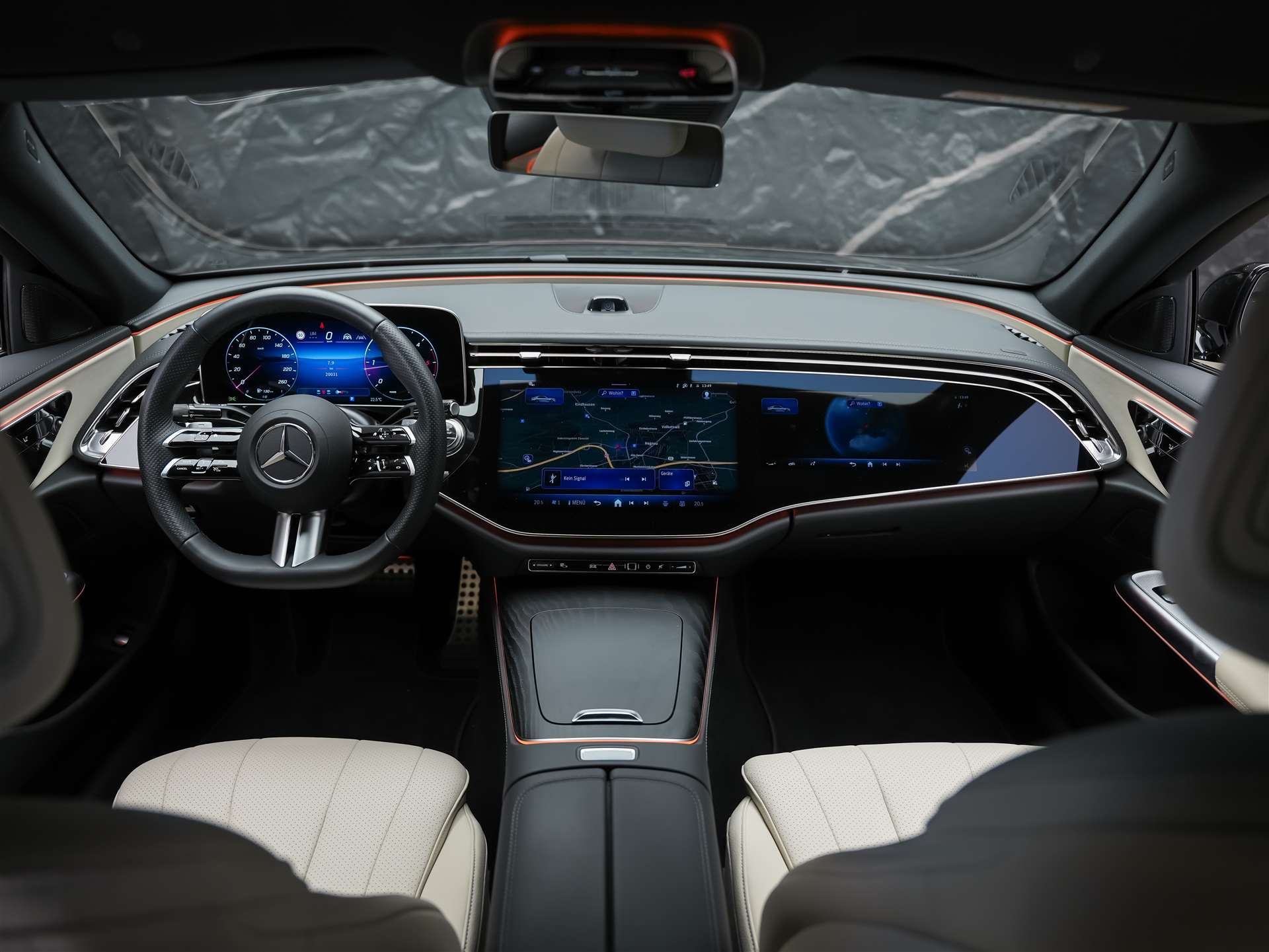 MERCEDES-BENZ E 220 d AMG Line 4Matic 9G-Tronic *21" Felgen*Werksgarantie*Superscreen*-image-18