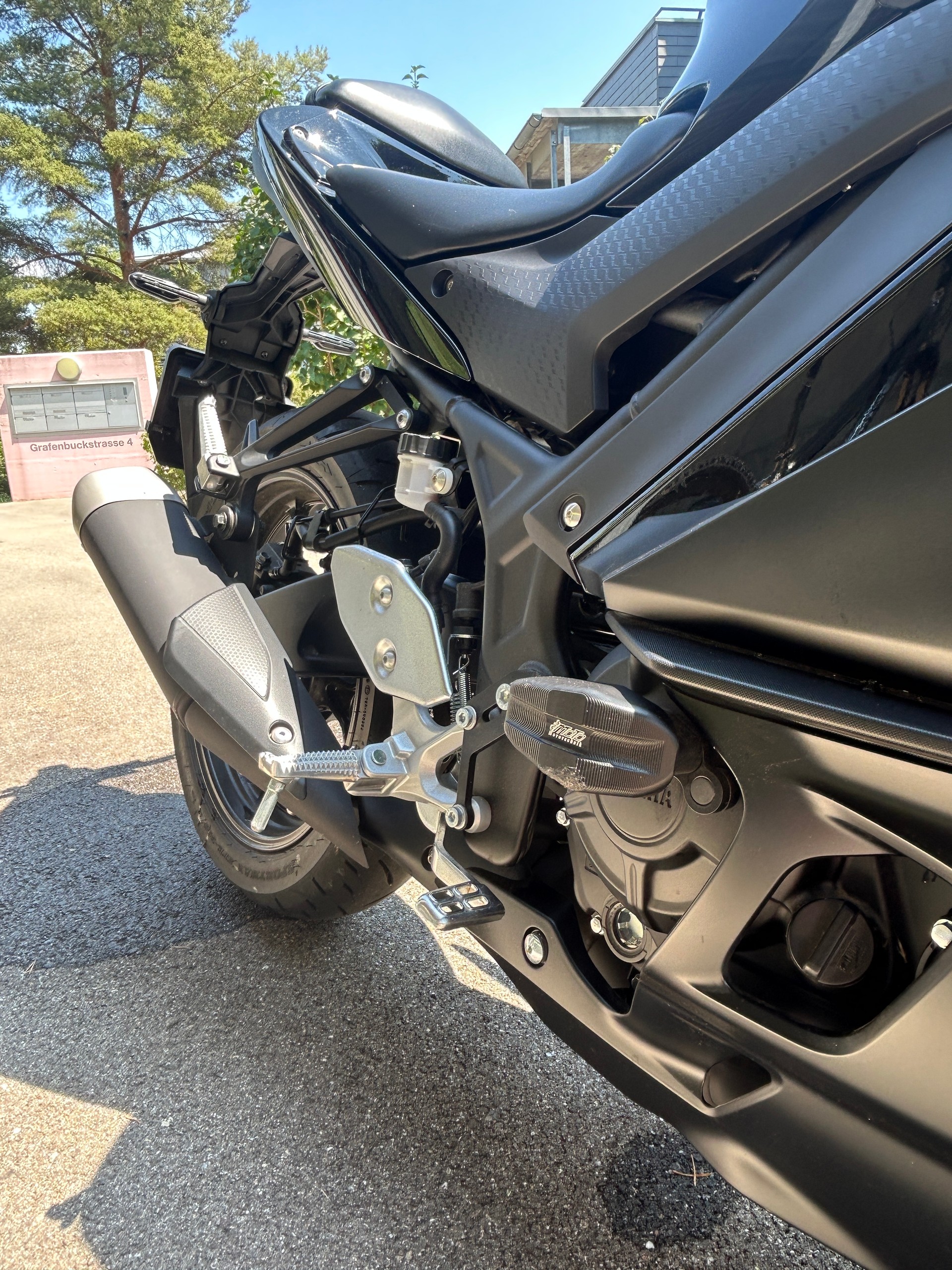 YAMAHA YZF-R3-image-5
