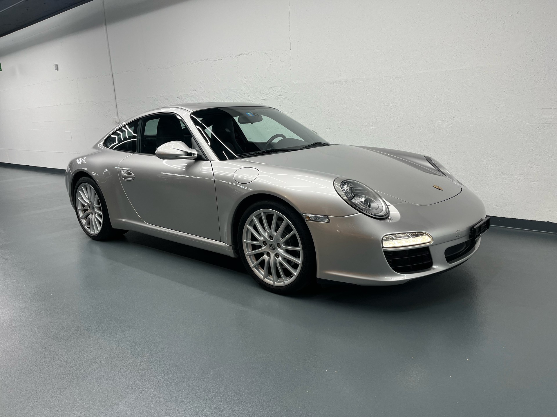 PORSCHE 911 Coupé 3.6 Carrera-showroom-element-1