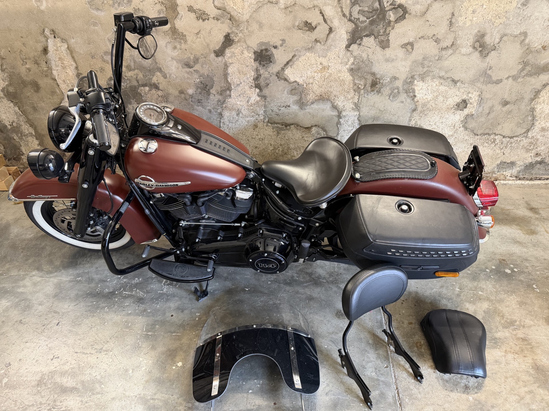 HARLEY-DAVIDSON FLHCS Heritage Classic 114 ABS-image-4