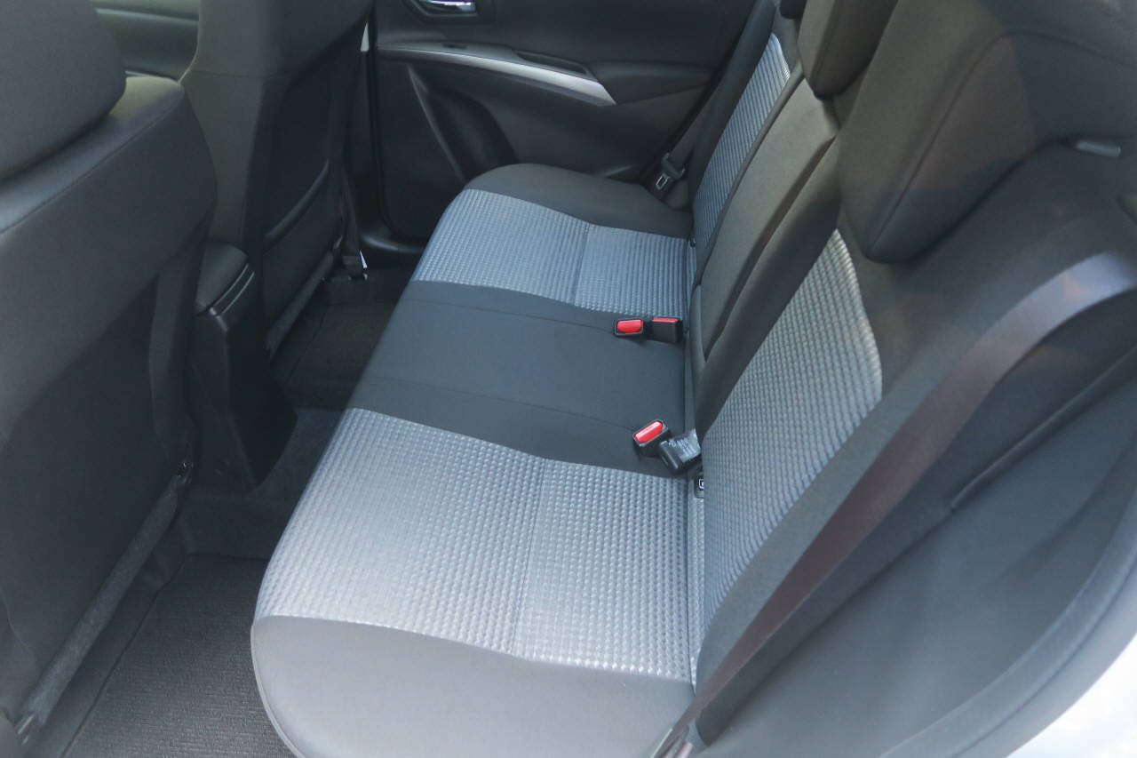 SUZUKI S-Cross 1.4 T Piz Sulai Hybrid 4x4-image-13