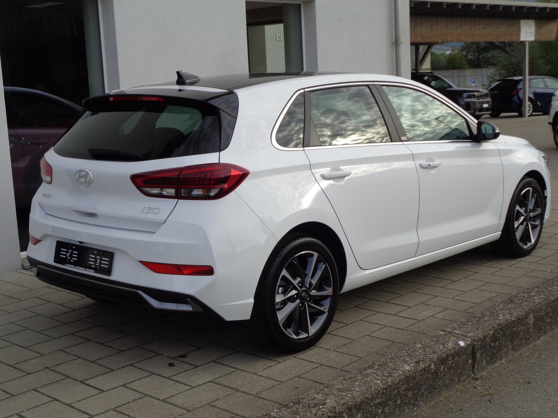 HYUNDAI i30 1.5 T-GDi Vertex 48V MH DCT-showroom-element-1