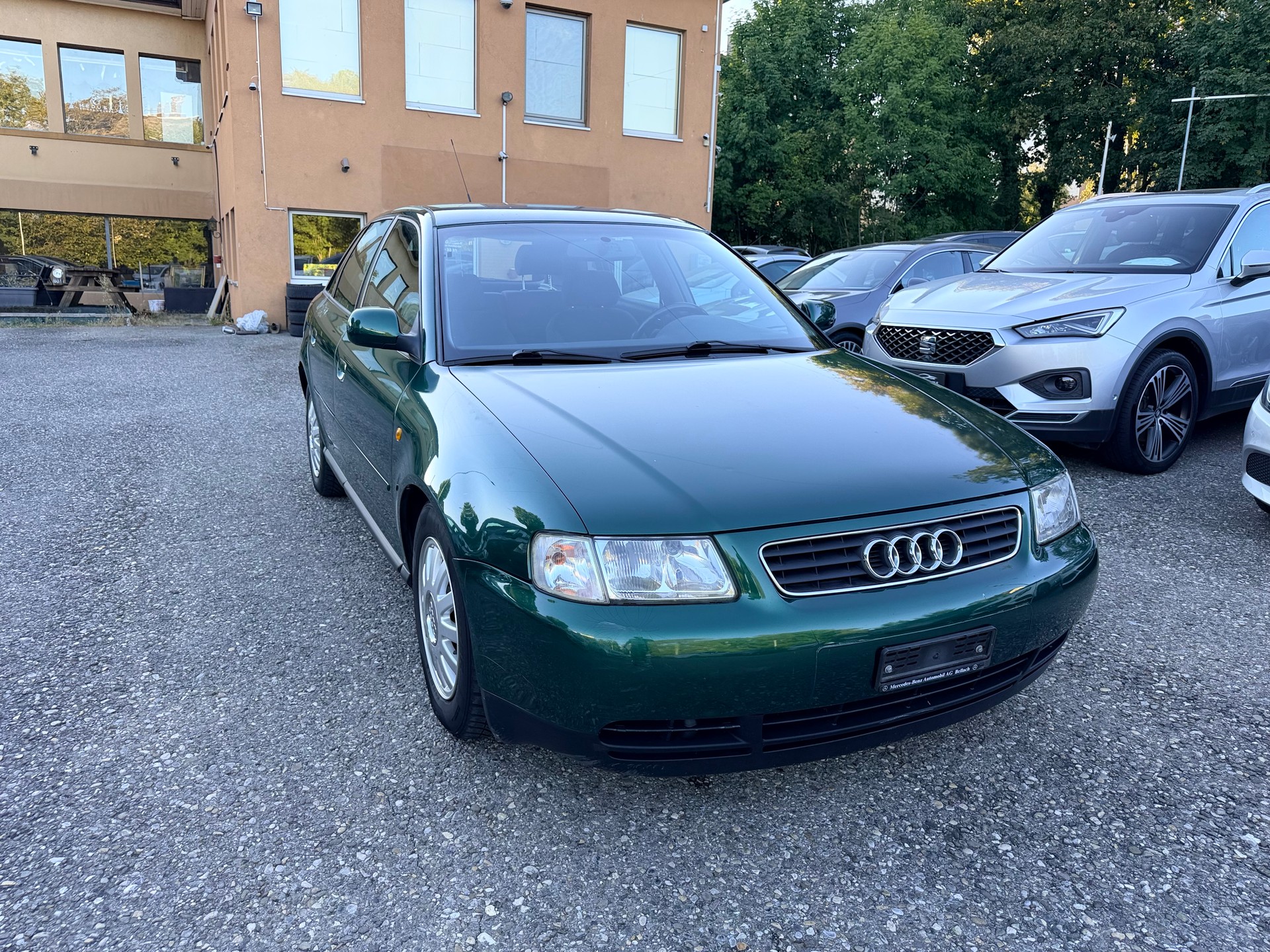 AUDI A3 1.8 T Ambition-showroom-element-2