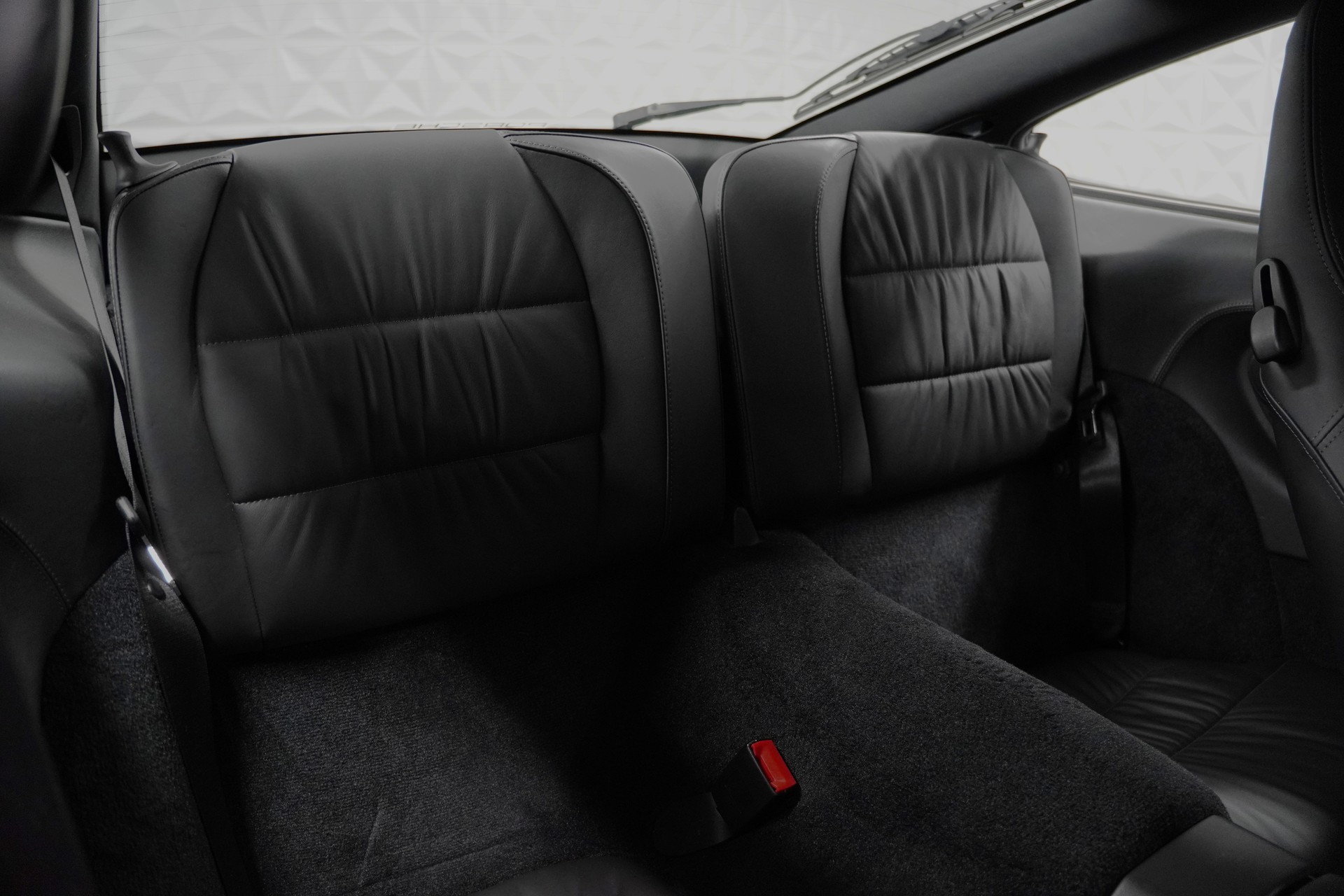 PORSCHE 911 Carrera 4 S-image-19