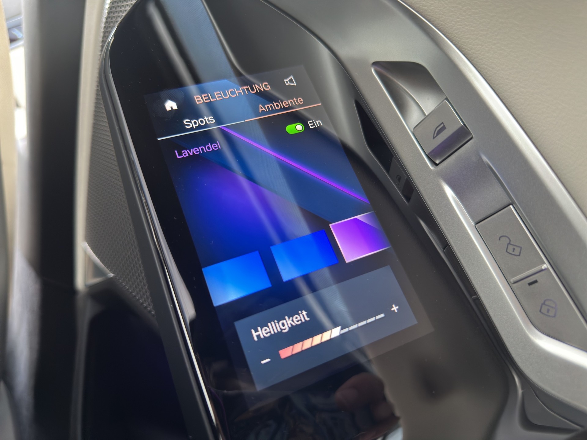 BMW 750e xDrive Steptronic-image-34